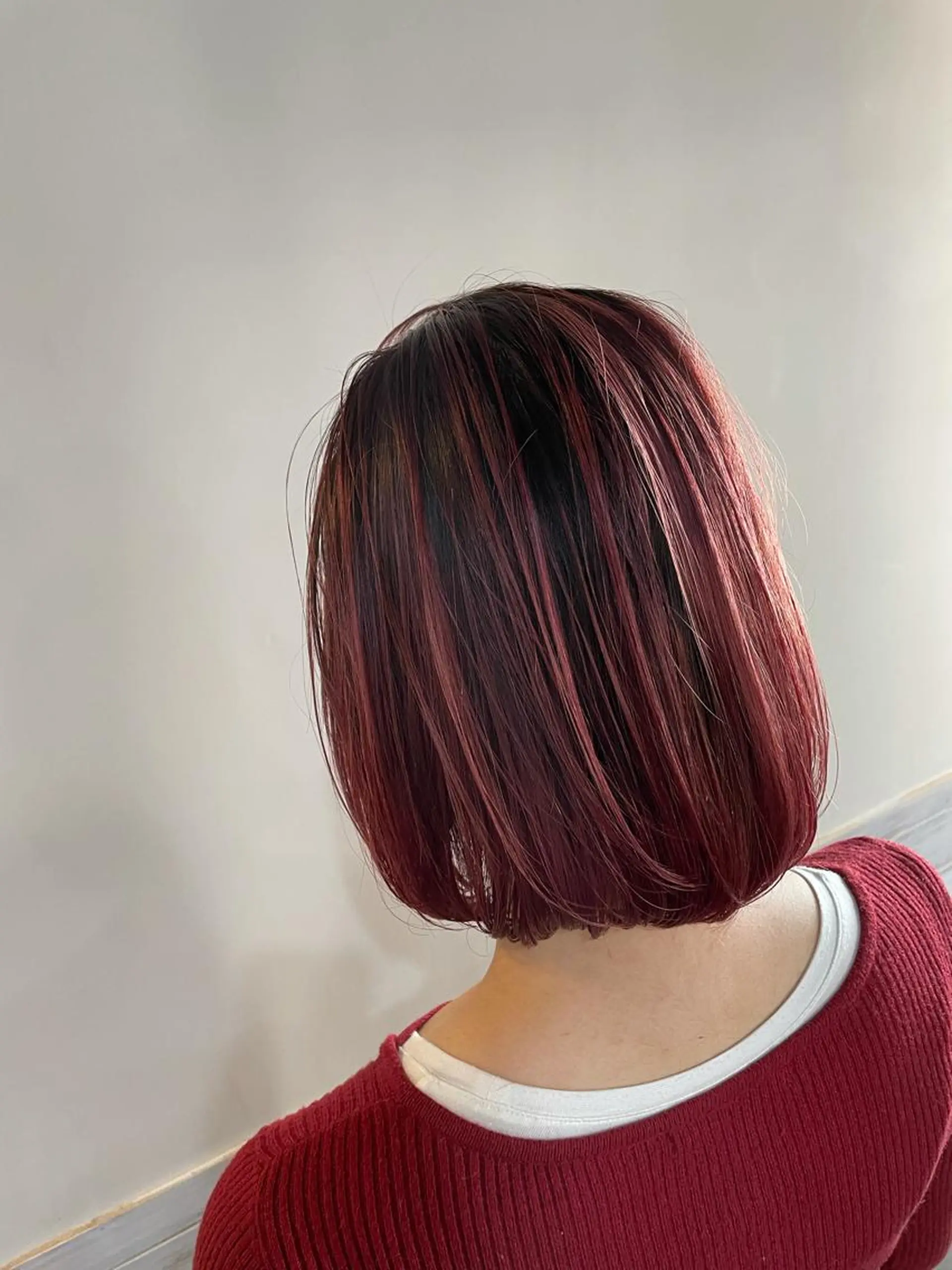 ミディアム カラー ヘアアレンジ バレイヤージュ ピンクカラー レッドカラー レイヤーカット 石山涼太 【monolith】のヘアスタイル