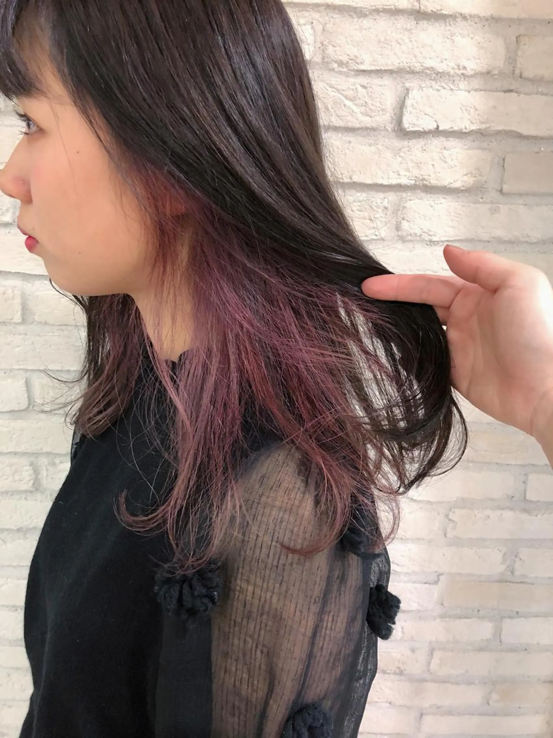 ロング カラー ピンクカラー HAUS 片山みほのヘアスタイル