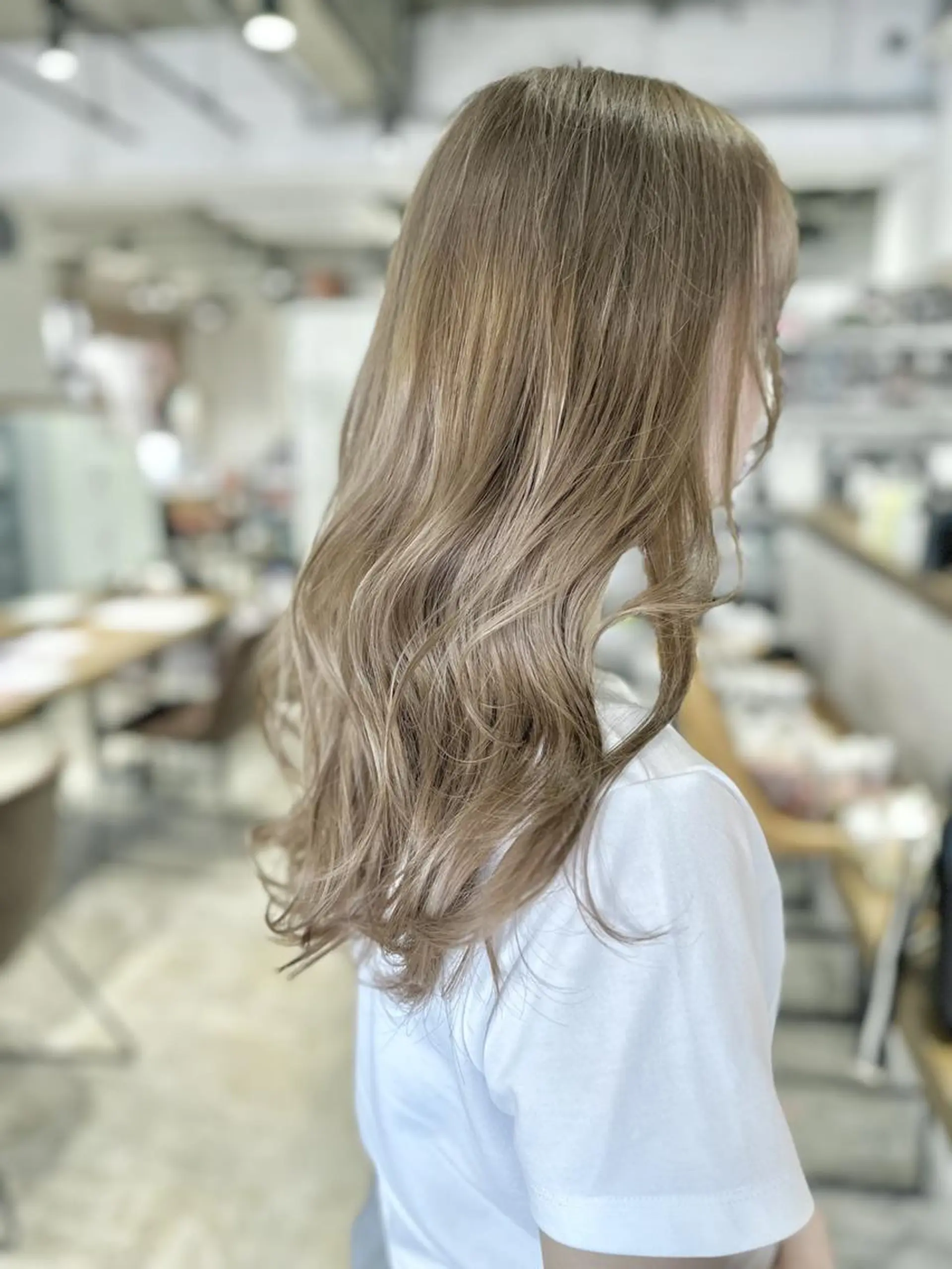ロング U-REALM kawasakiのヘアスタイル