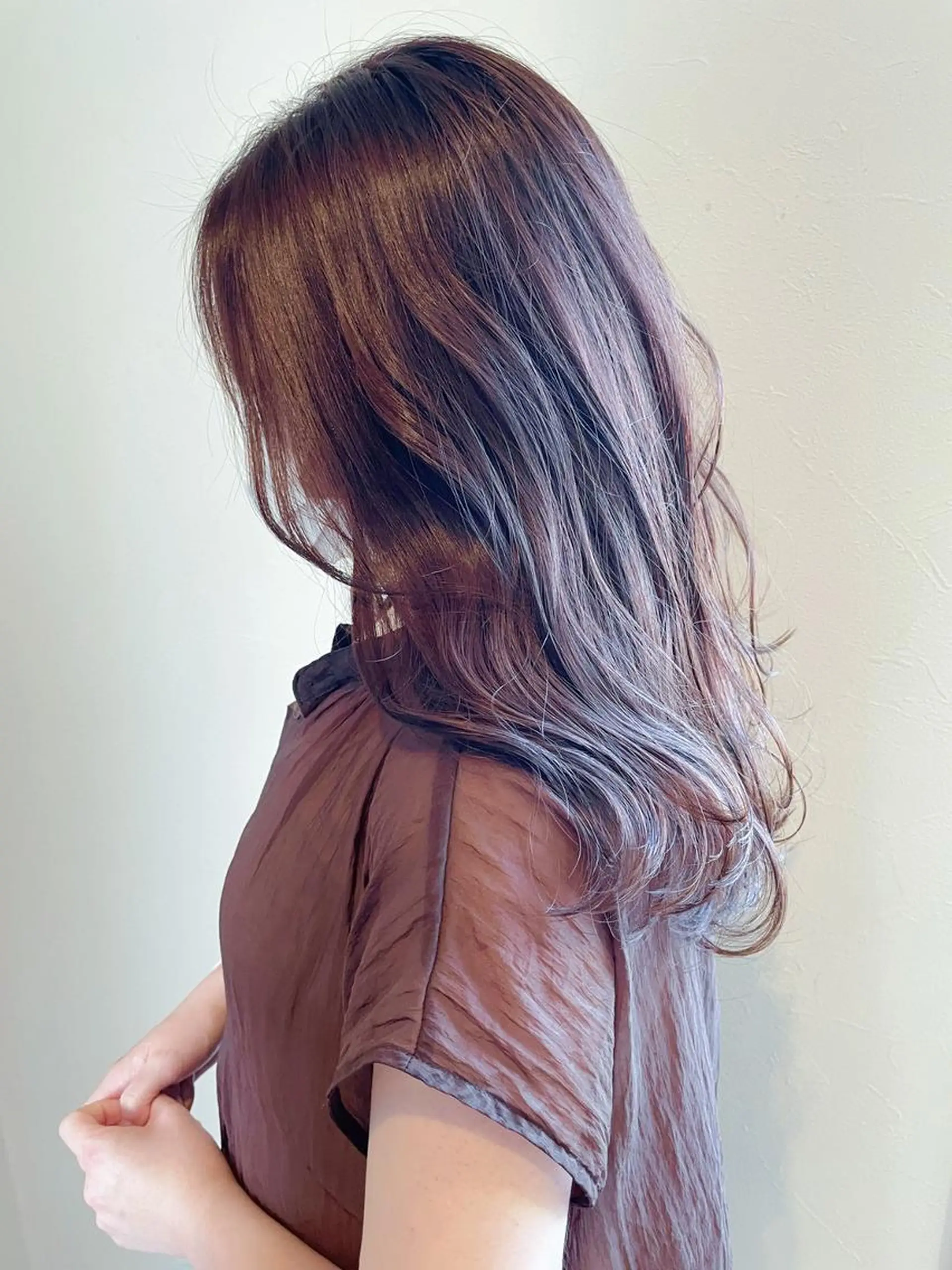 ロング カラー パーマ ヘアアレンジ ベージュカラー ピンクカラー ピンクベージュ カット ヘアカラー トリートメント ITbyALBUM 松戸のヘアスタイル