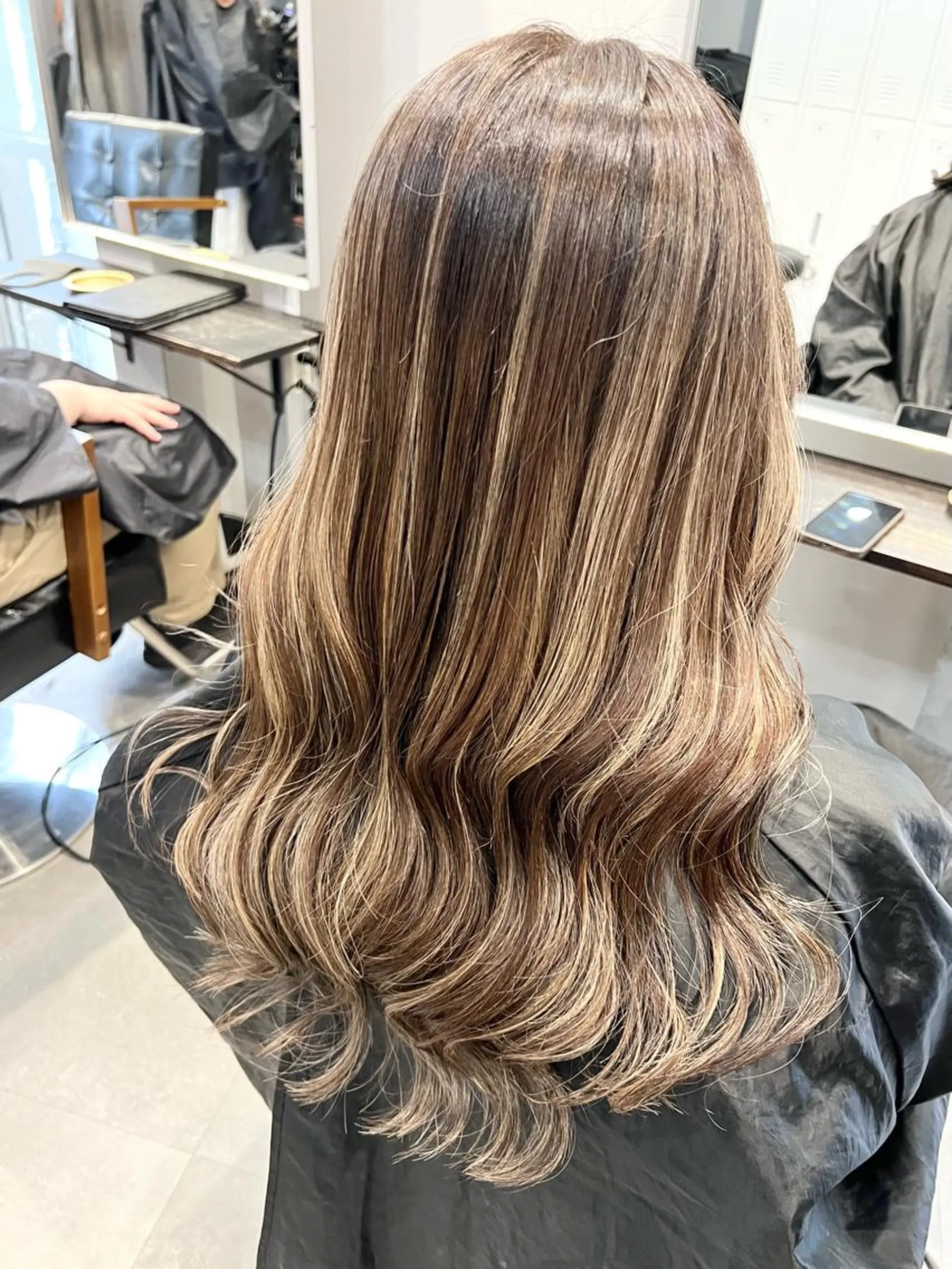 セミロング ヘアカラー トリートメント KYOKO 【Bear】のヘアスタイル