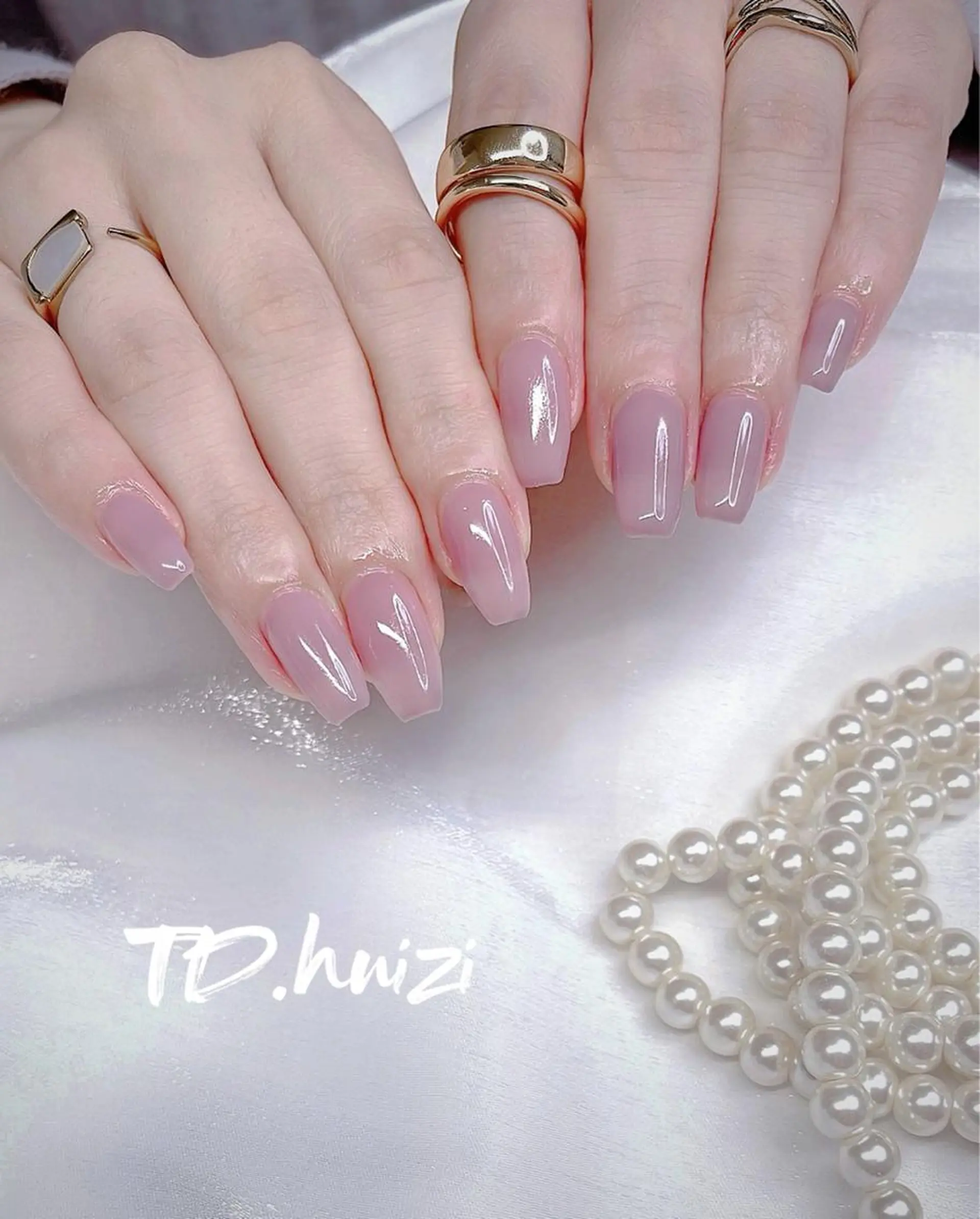 セミロング ハンドネイル めぐみのネイルサロン スタッフ練習のネイルデザイン