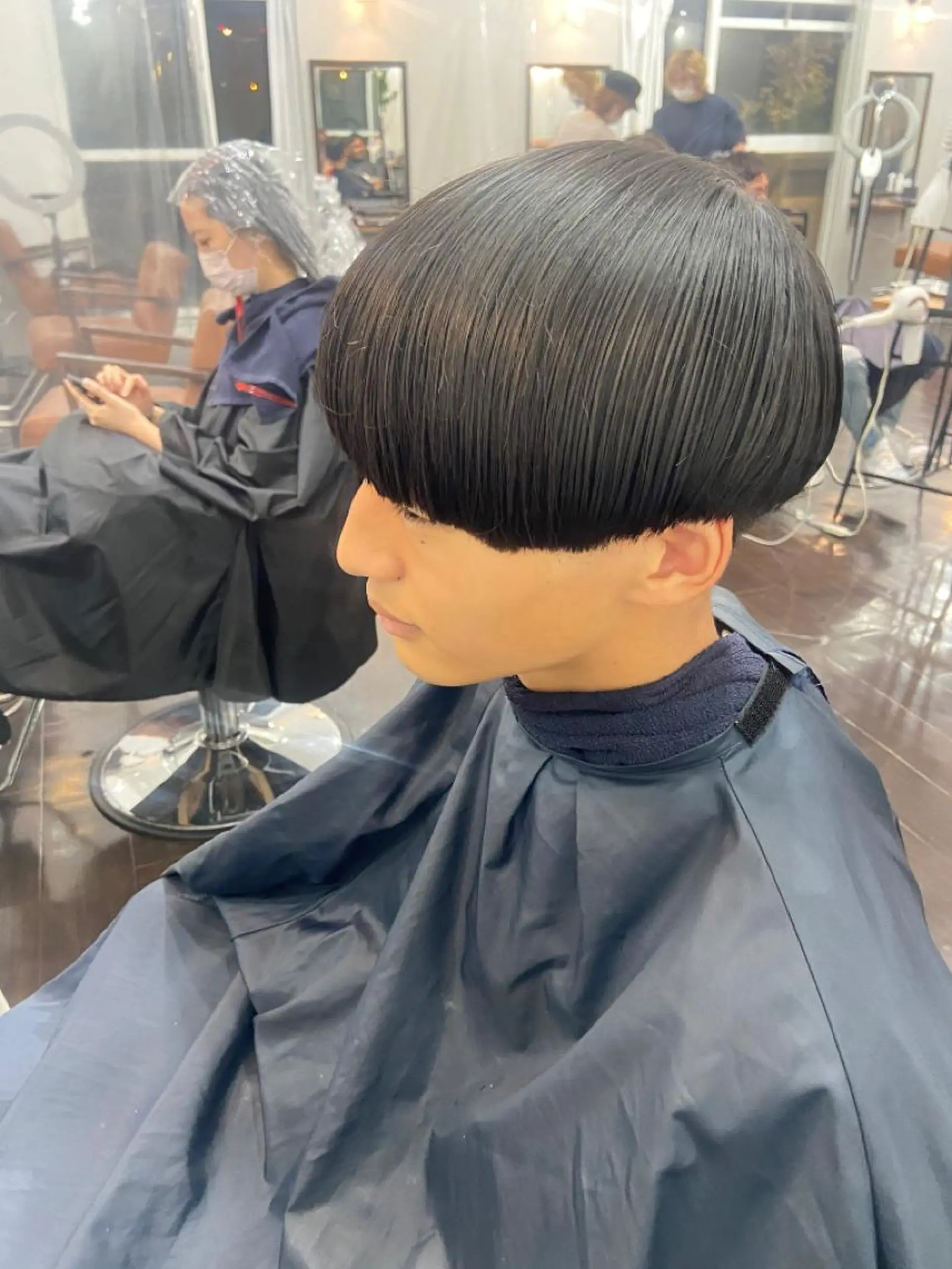 セミロング カラー パーマ ヘアアレンジ メンズ キッズ ネイル マツエク・マツパ 子どものヘアアレンジ メンズバレイヤージュ メンズハイライト メンズインナーカラー メンズ韓国風 久木原 ゆりのヘアスタイル