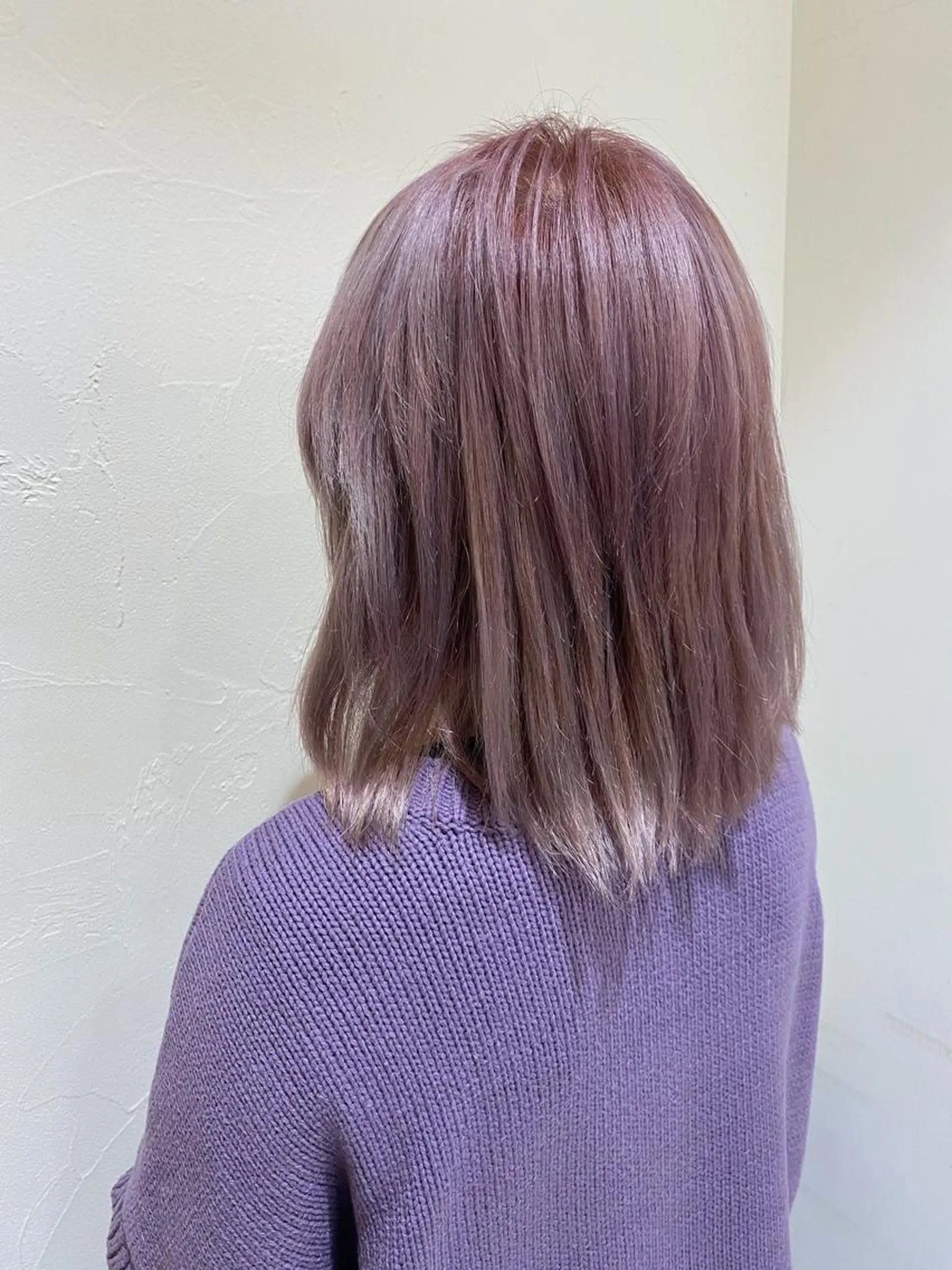 ミディアム カラー ブリーチ ラベンダーカラー ✳︎SERA✳︎ 平日のみご案内のマツエク・マツパデザイン