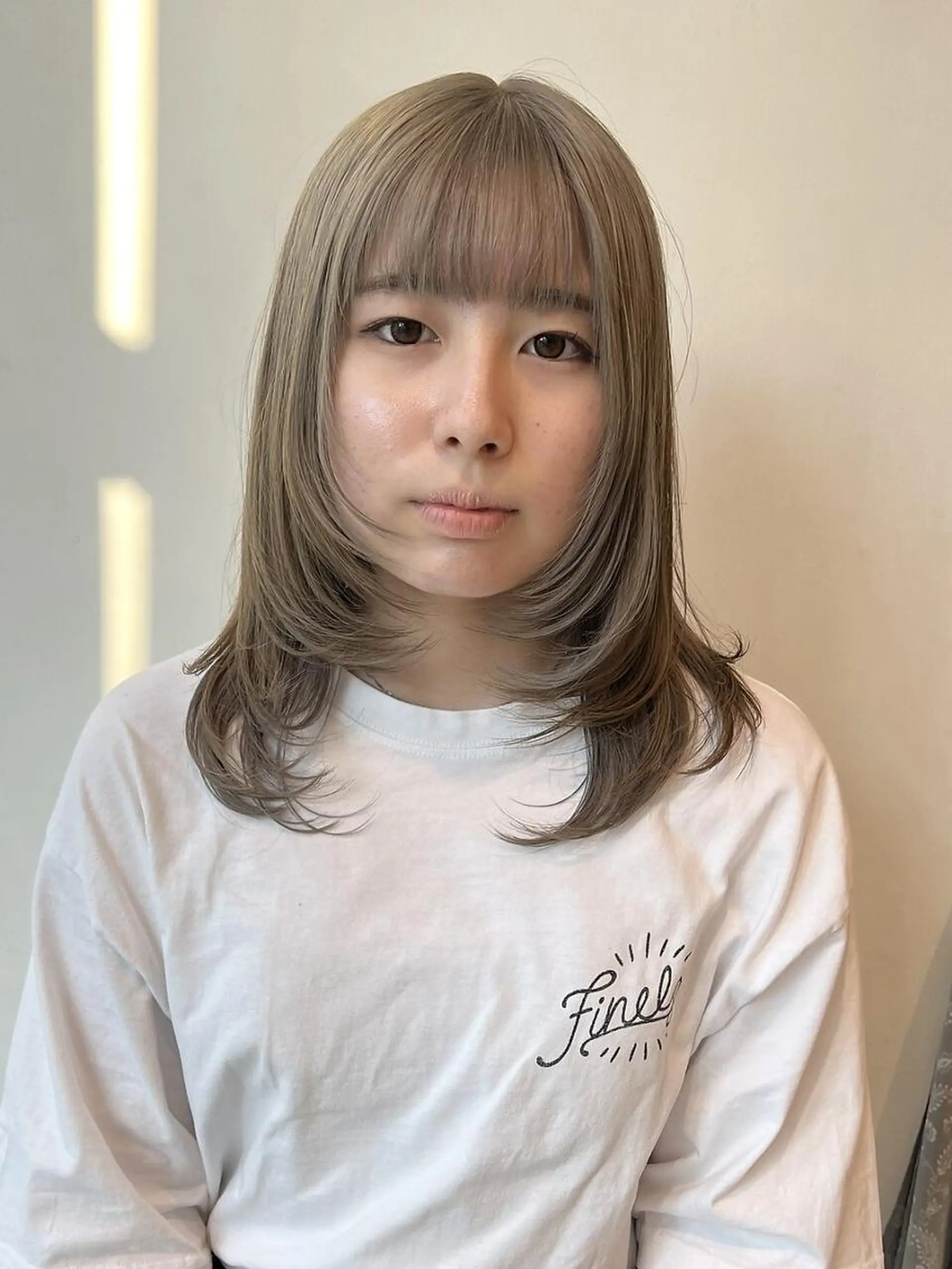 セミロング モデル募集/カレン /レイヤーカットのヘアスタイル