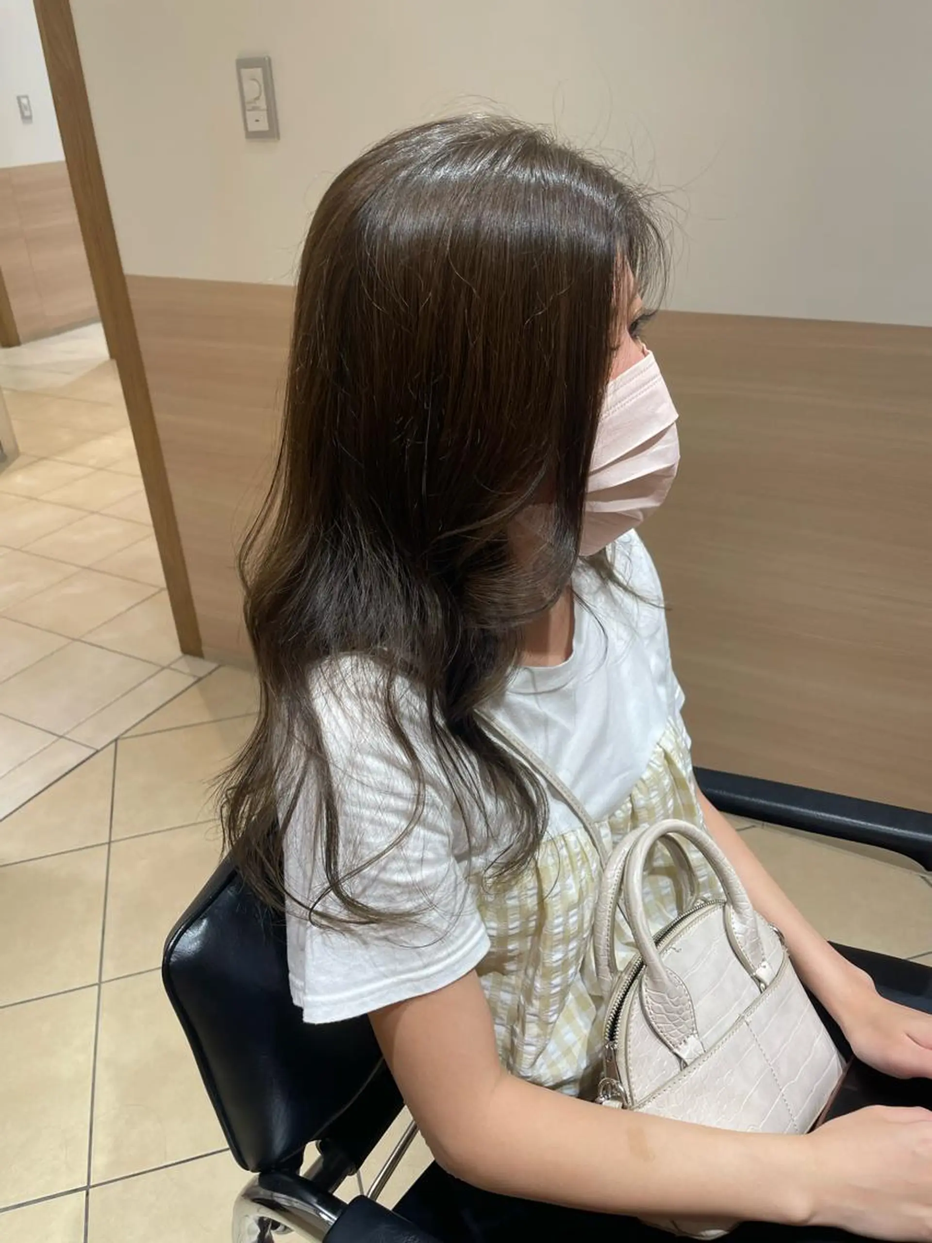 ロング カラー ブラウンカラー ケアカラー ナチュラルブラウン ピンクカラー ピンクブラウン カット ヘアカラー GO TODAY SHAiRE SALON所属・天野 瑠真のヘアスタイル