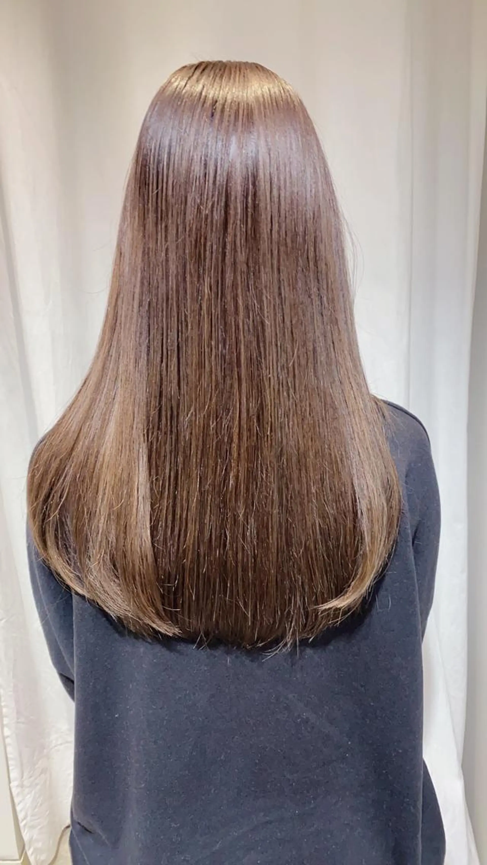 セミロング ショートボブ ボブ ハイライト 外ハネヘア メンズツイスパ ショートフクヤマシンのヘアスタイル