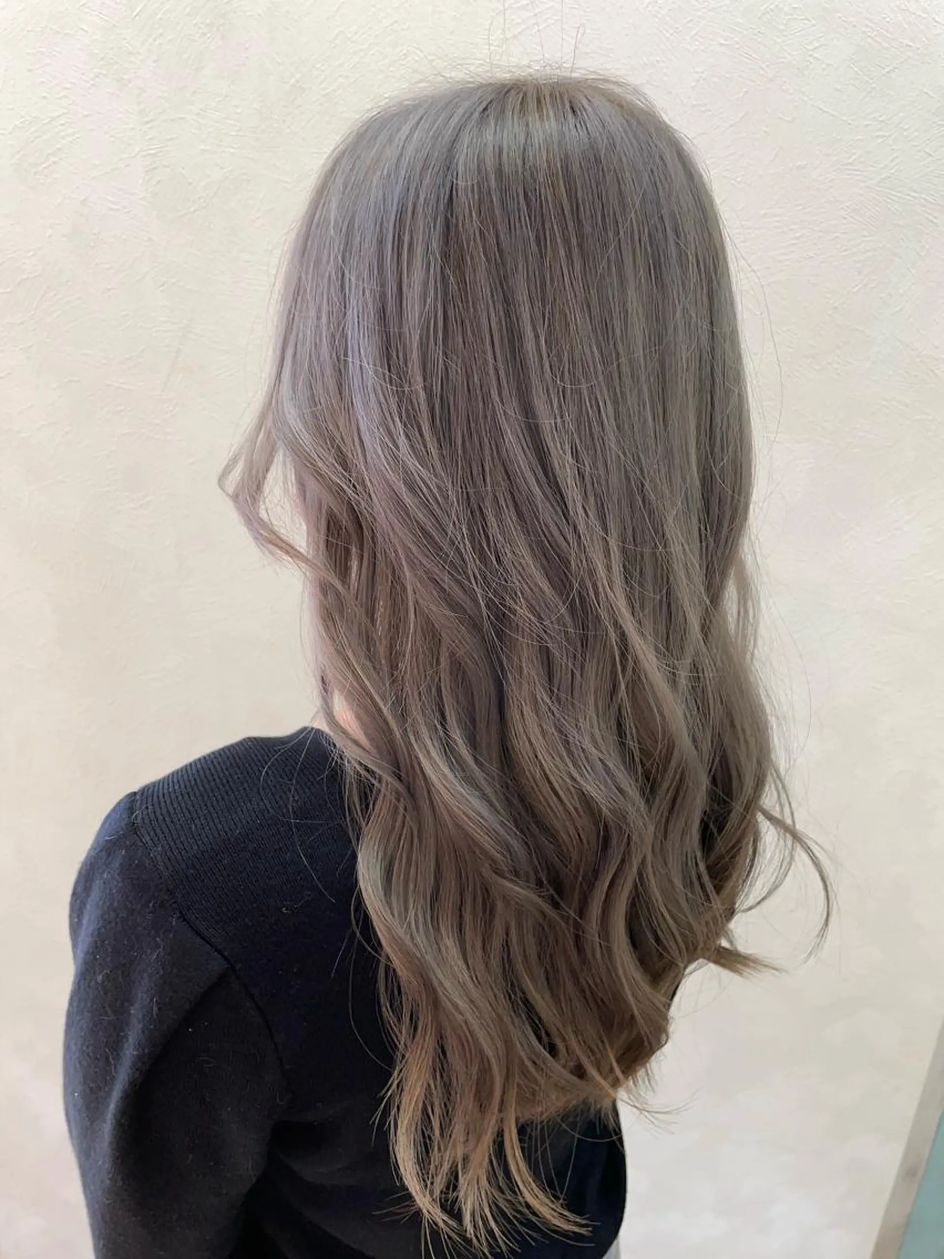 ロング カット ヘアカラー トリートメント 加藤 遥花のヘアスタイル