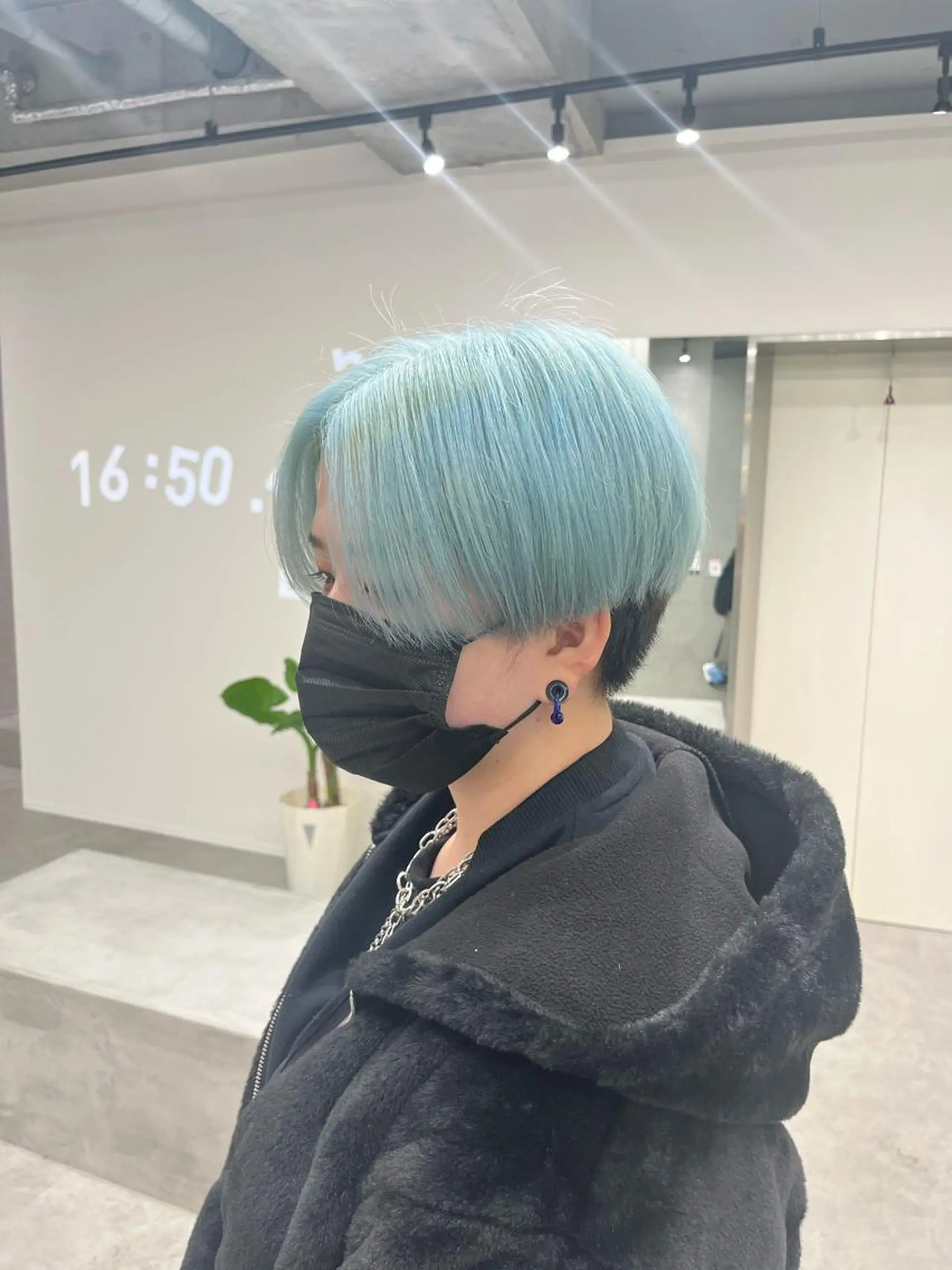 カラー 中村 彩夏のヘアスタイル