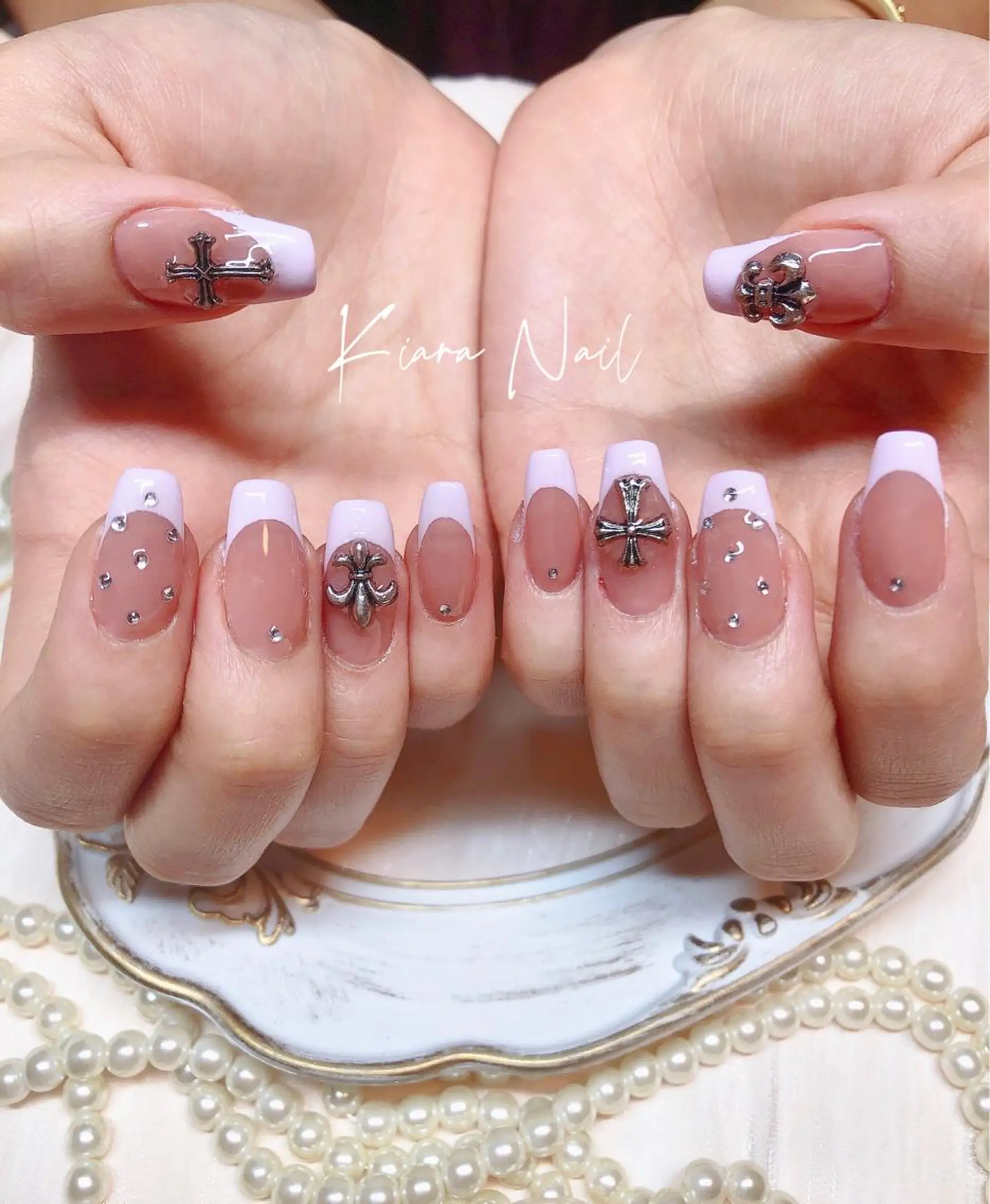 ネイル フレンチネイル 🍭Kiara Nail🍭のネイルデザイン
