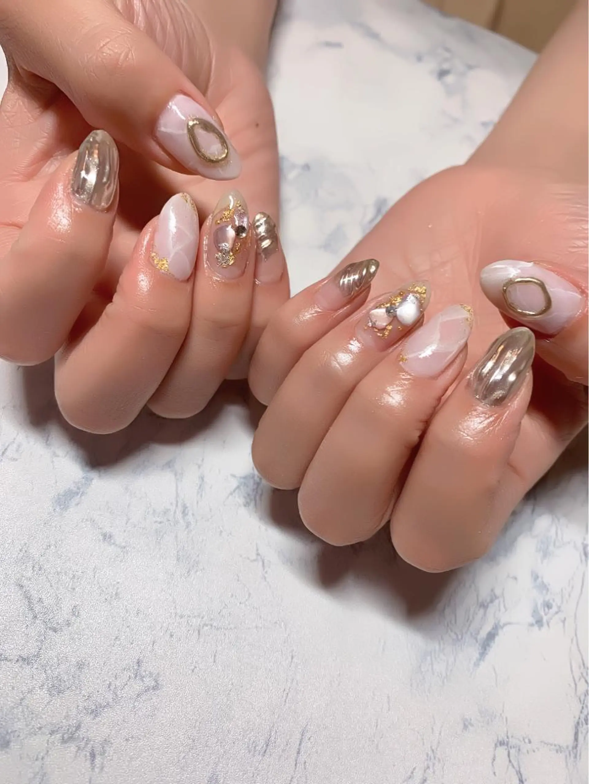 ネイル 菅野 愛花のネイルデザイン