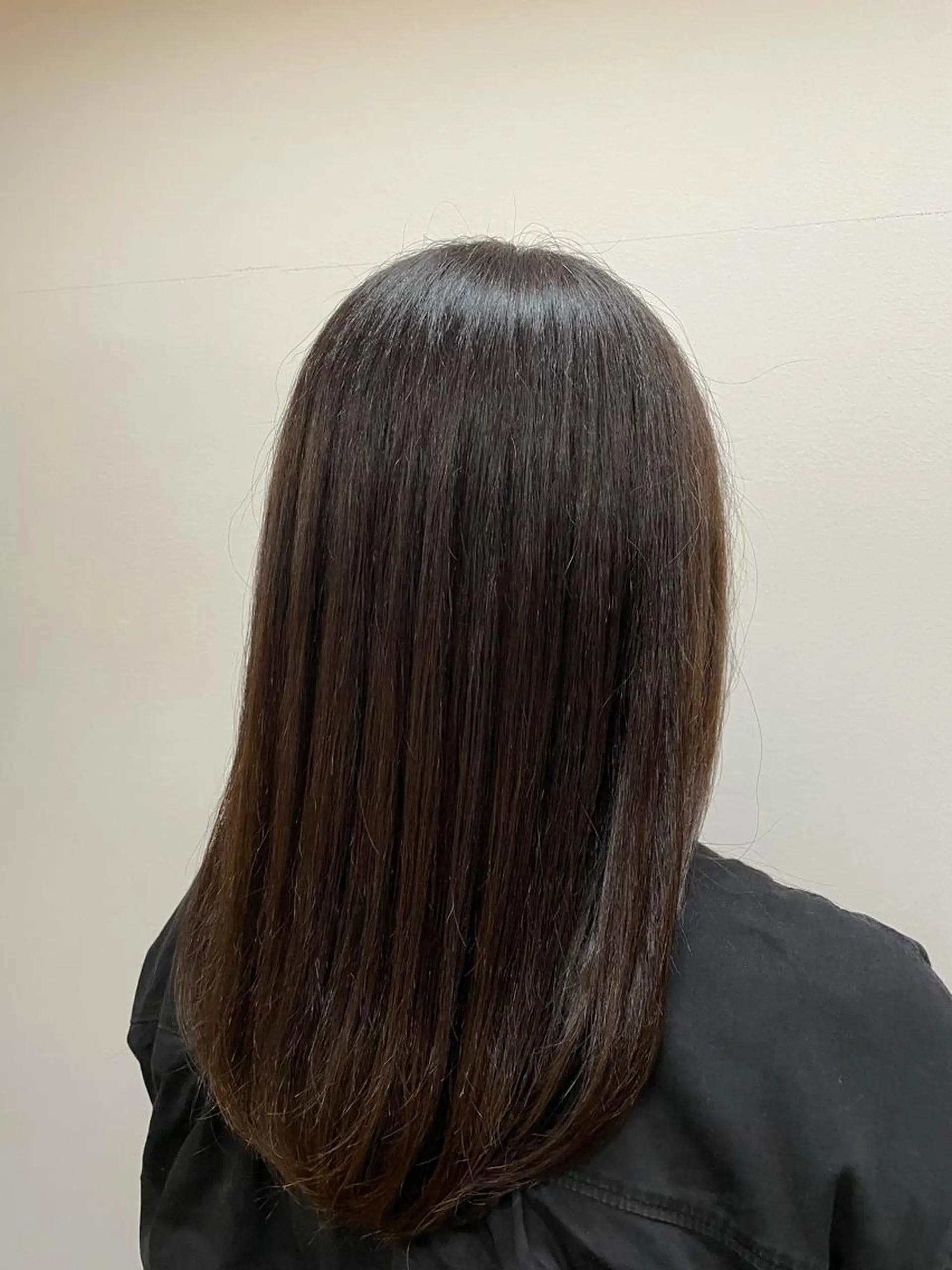 ミディアム 岡本 拡夢のヘアスタイル