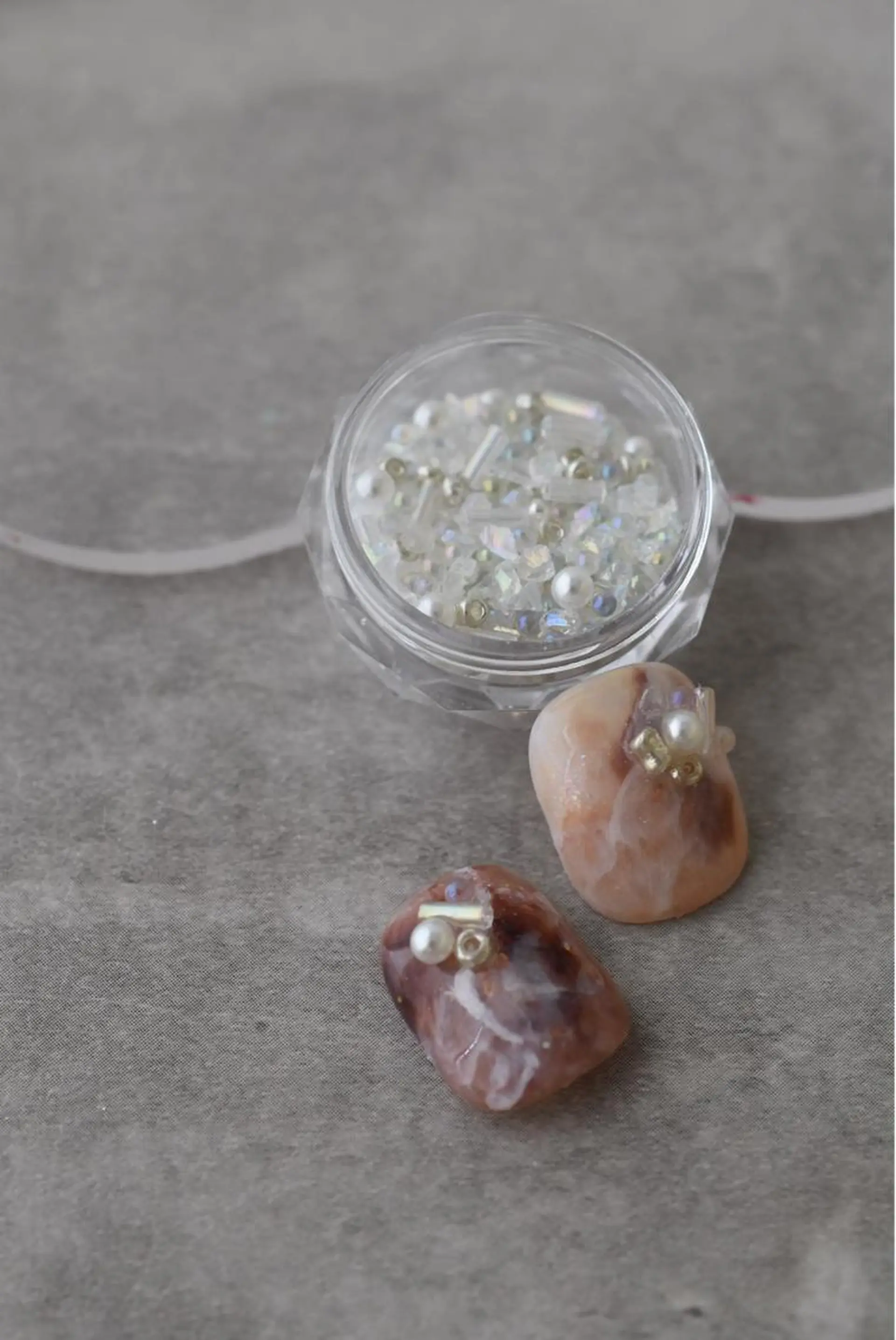 ショート カラー ネイル Aayley アイリ―サロンのネイルデザイン