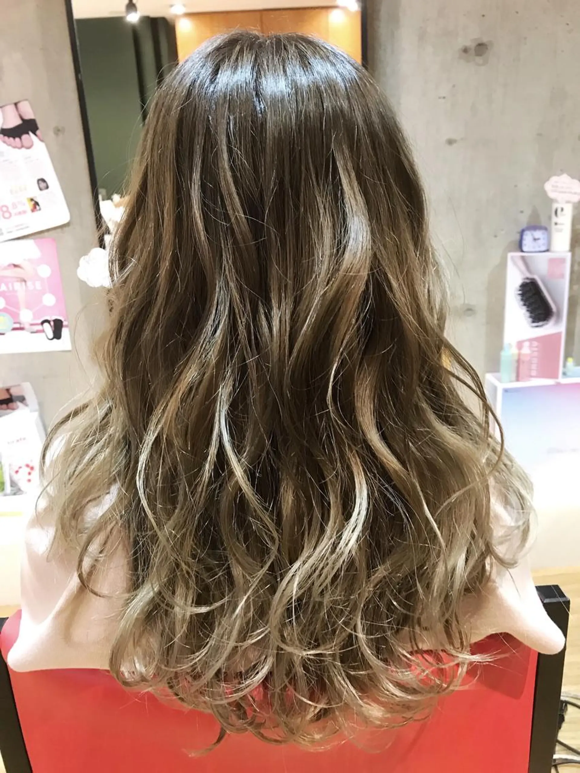 ロング 浅見 健治のヘアスタイル