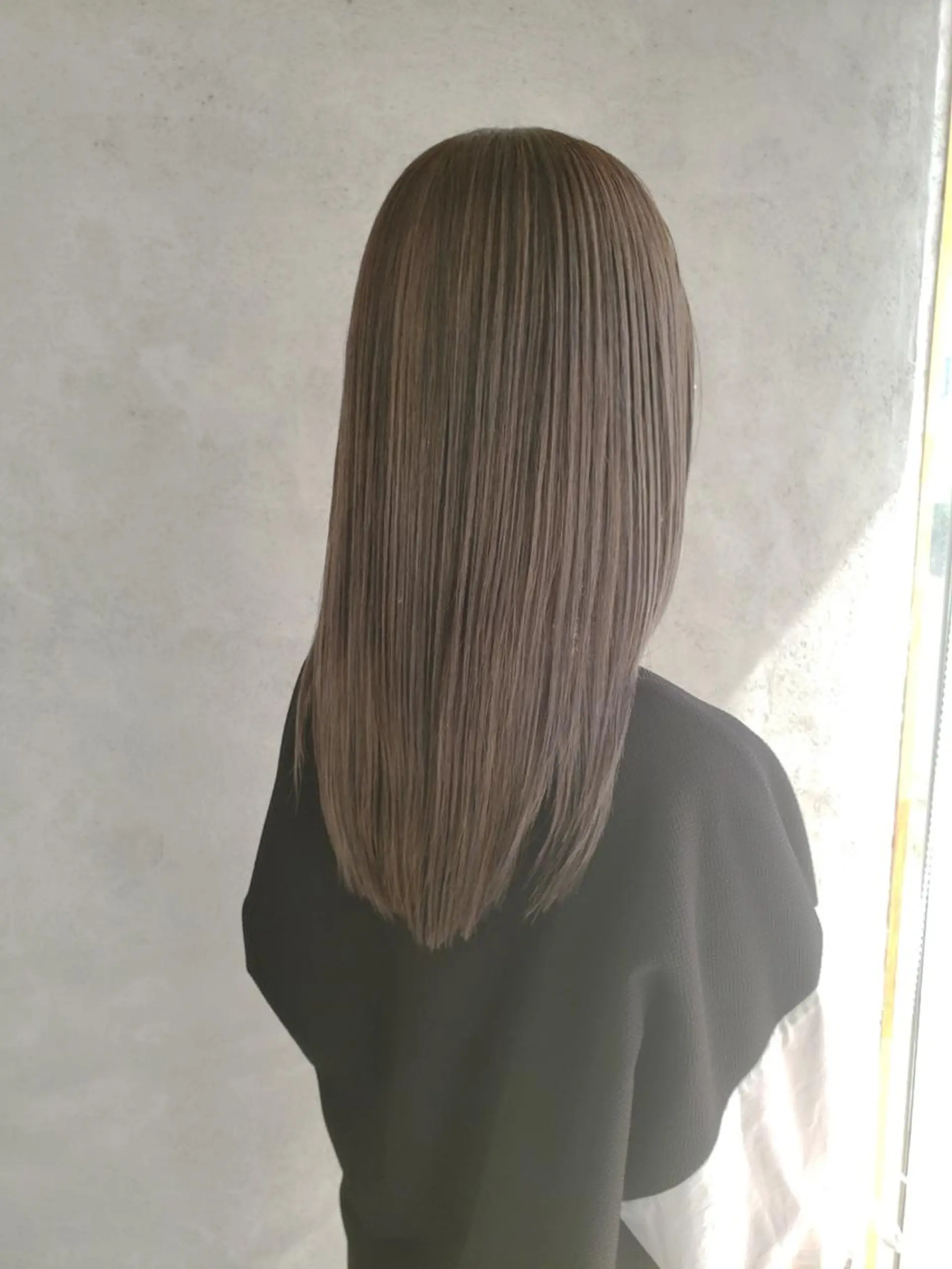 カラー 原野 実優羽のヘアスタイル