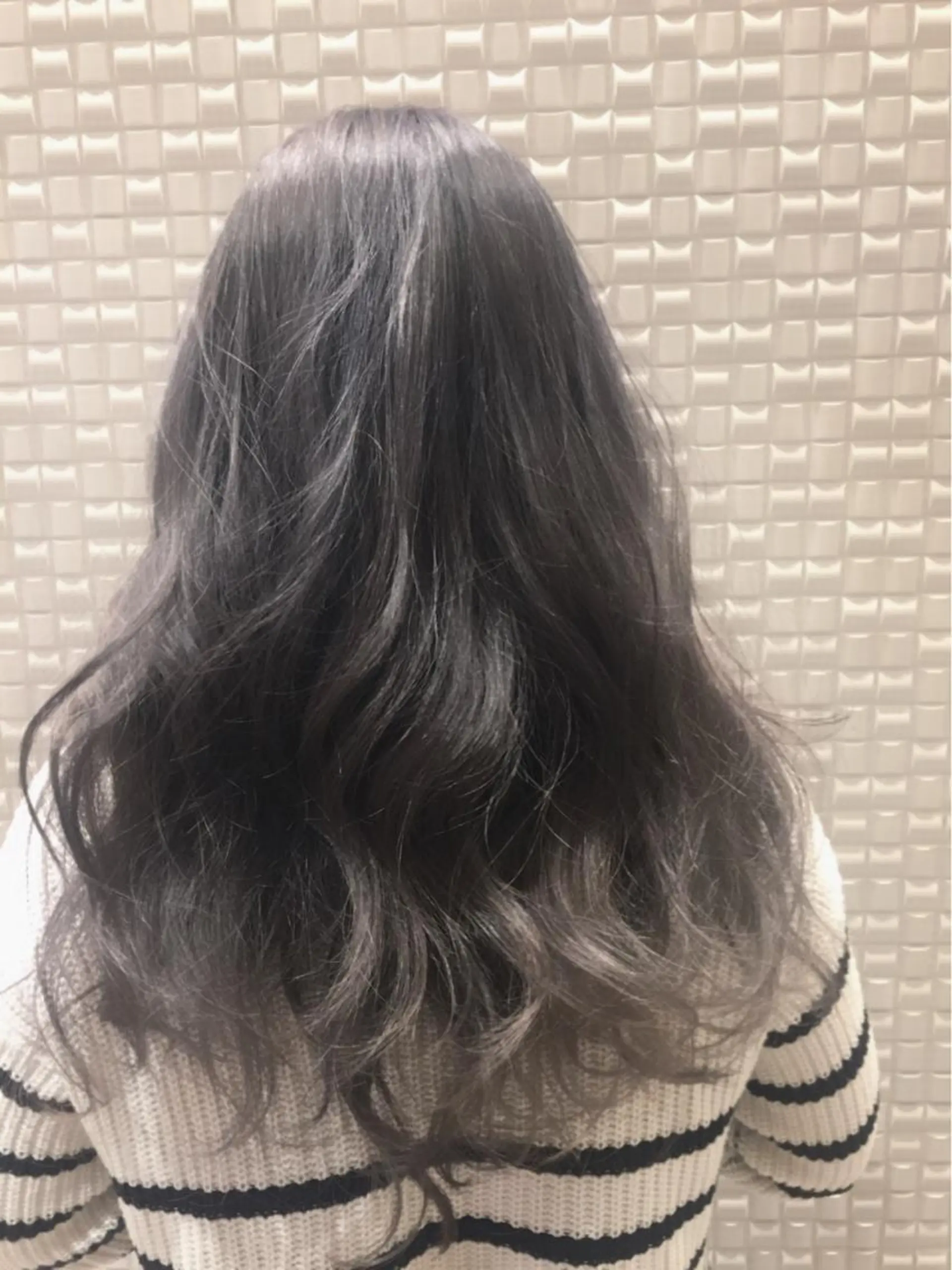 セミロング カラー ヘアアレンジ 透明感カラー ダークグレー ヘアカラー トリートメント ヘアセット ✨ハイクオリティ✨ 山本香也のヘアスタイル