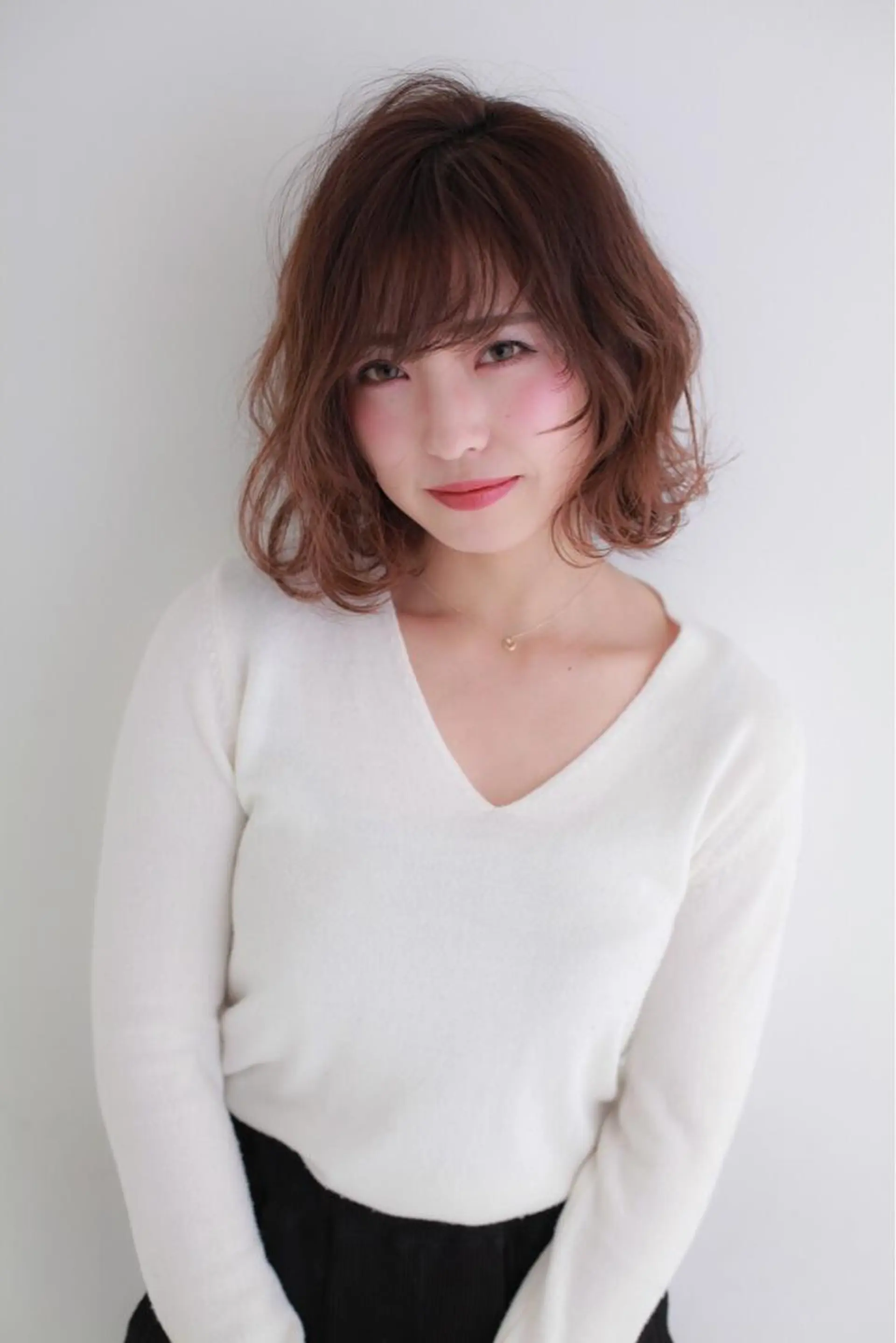 ミディアム 髪質改善\酸熱TR カット【店長】のヘアスタイル