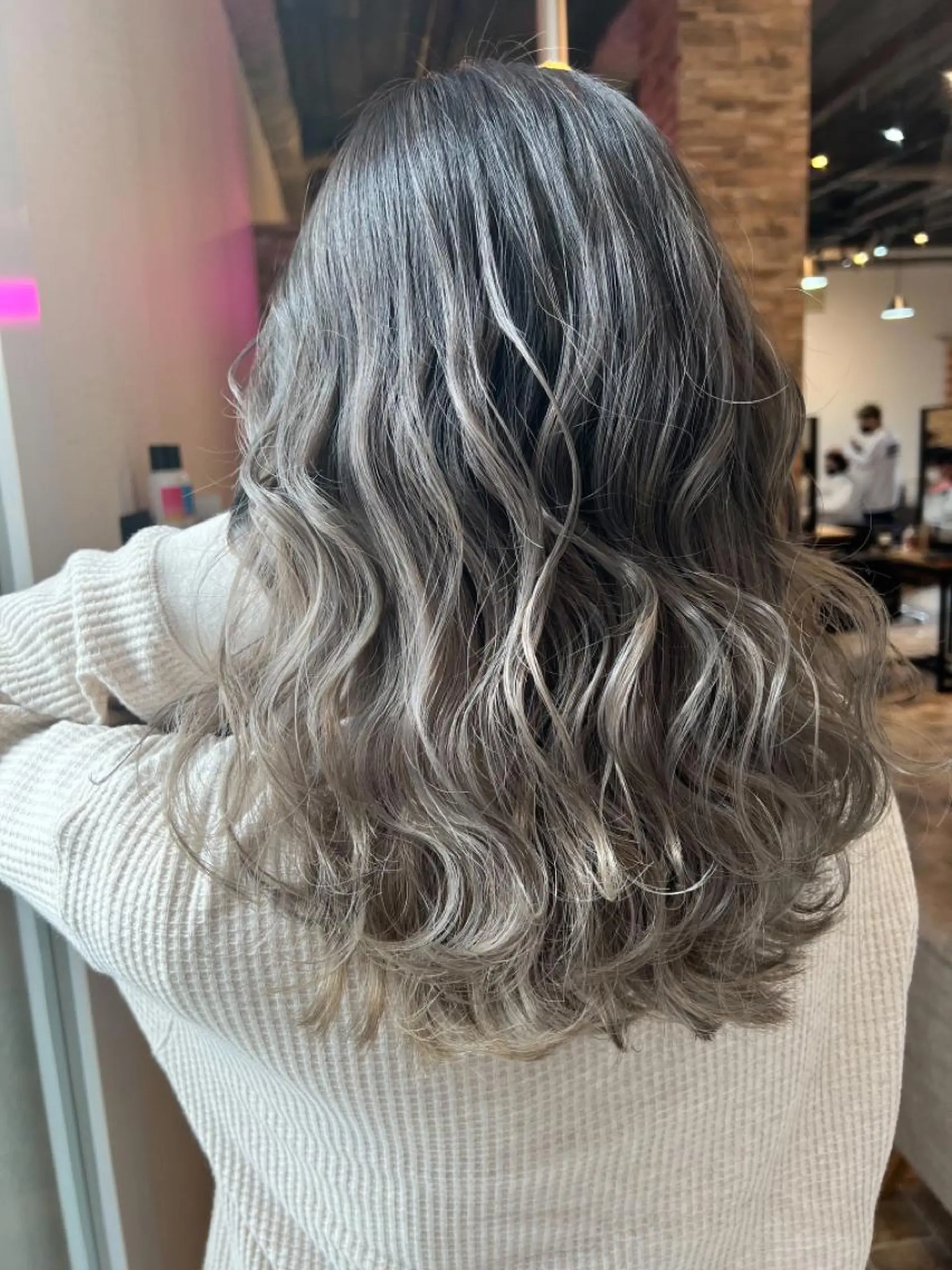セミロング カラー ヘアカラー&縮毛矯正 STAR☆RIVERのヘアスタイル