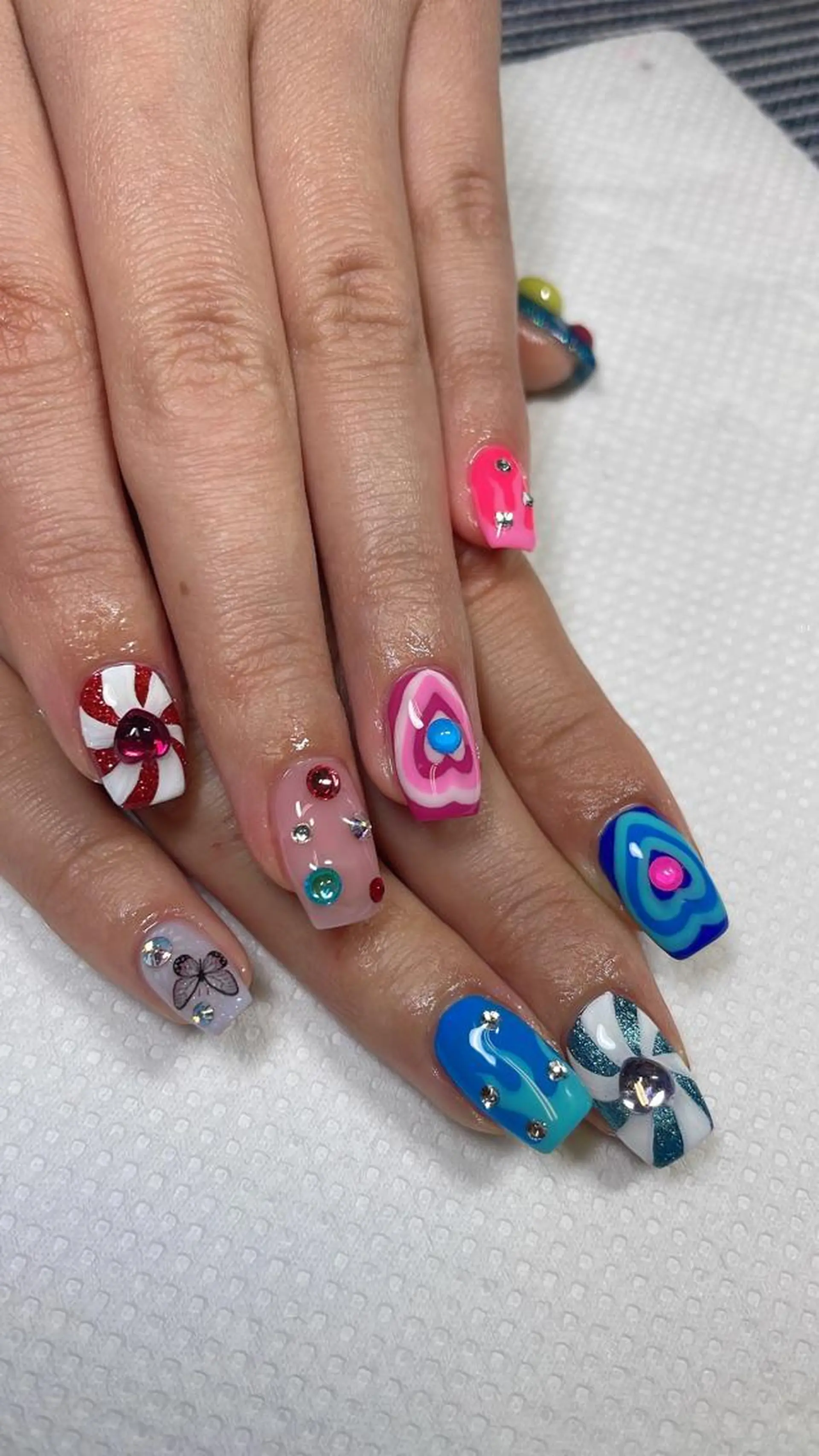 ネイル Munail サロン所属・むねいる nail salonのネイルデザイン