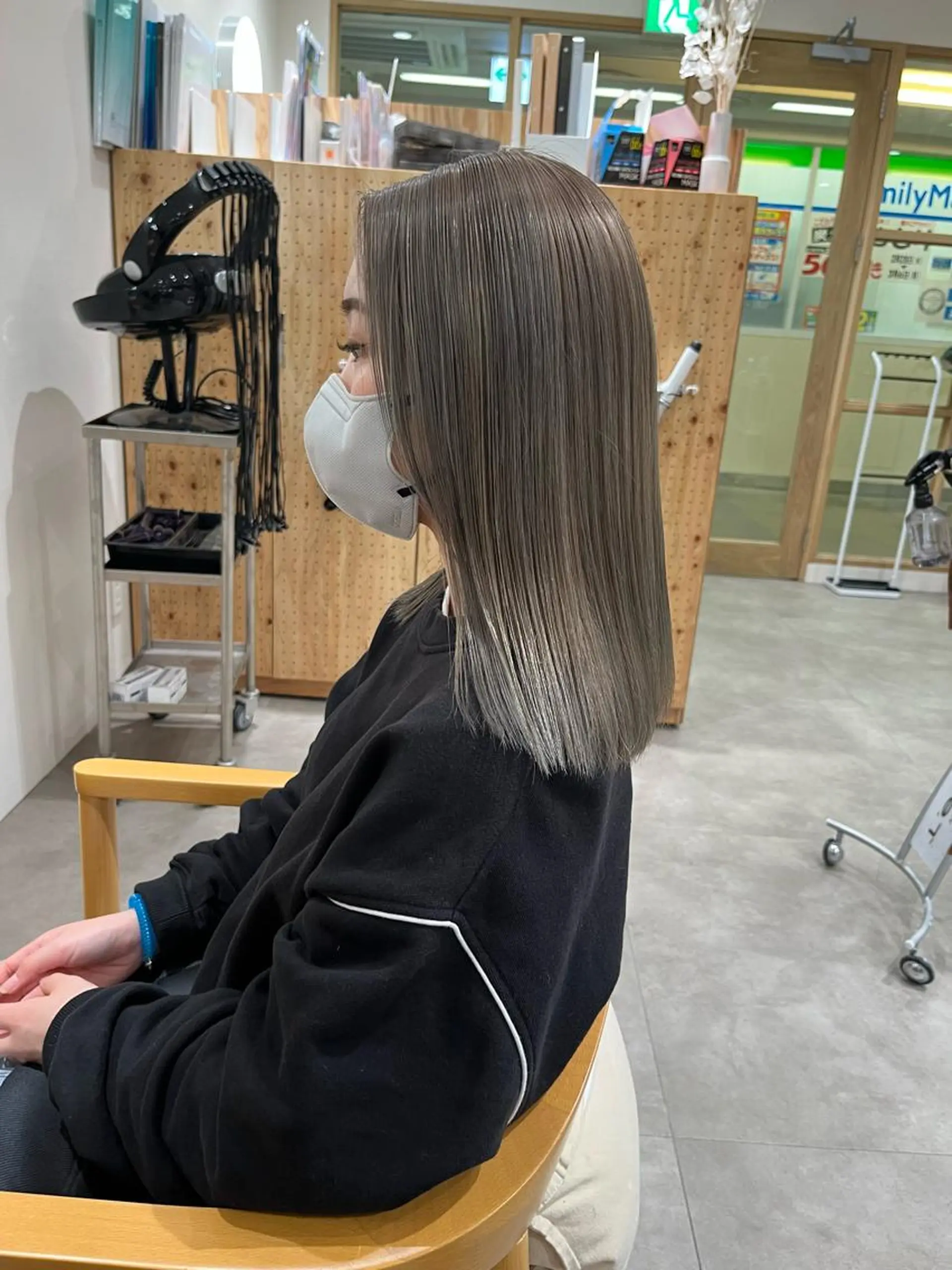 カラー 河原 楓樹のヘアスタイル