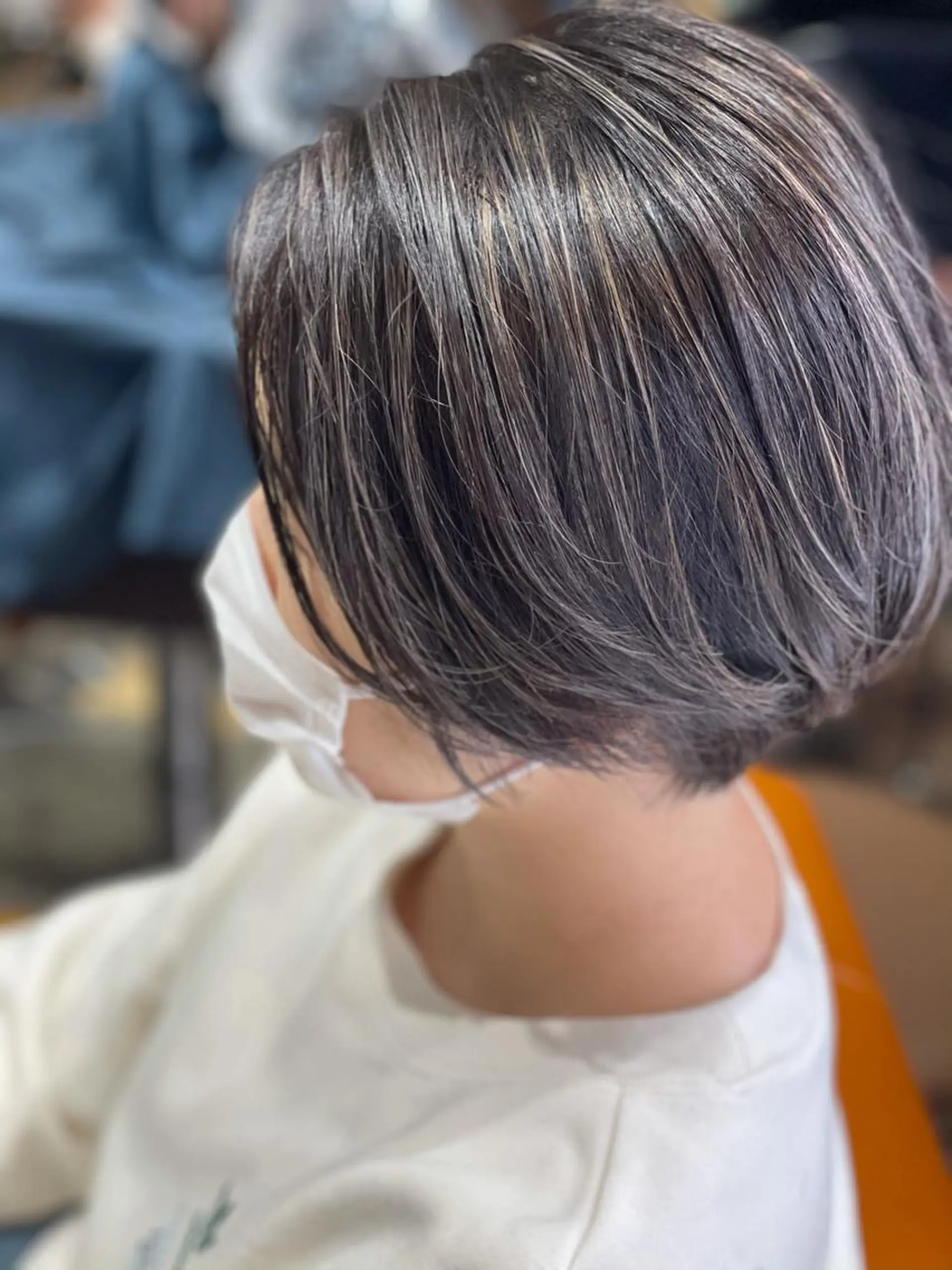 ショート カラー 平田 怜のヘアスタイル