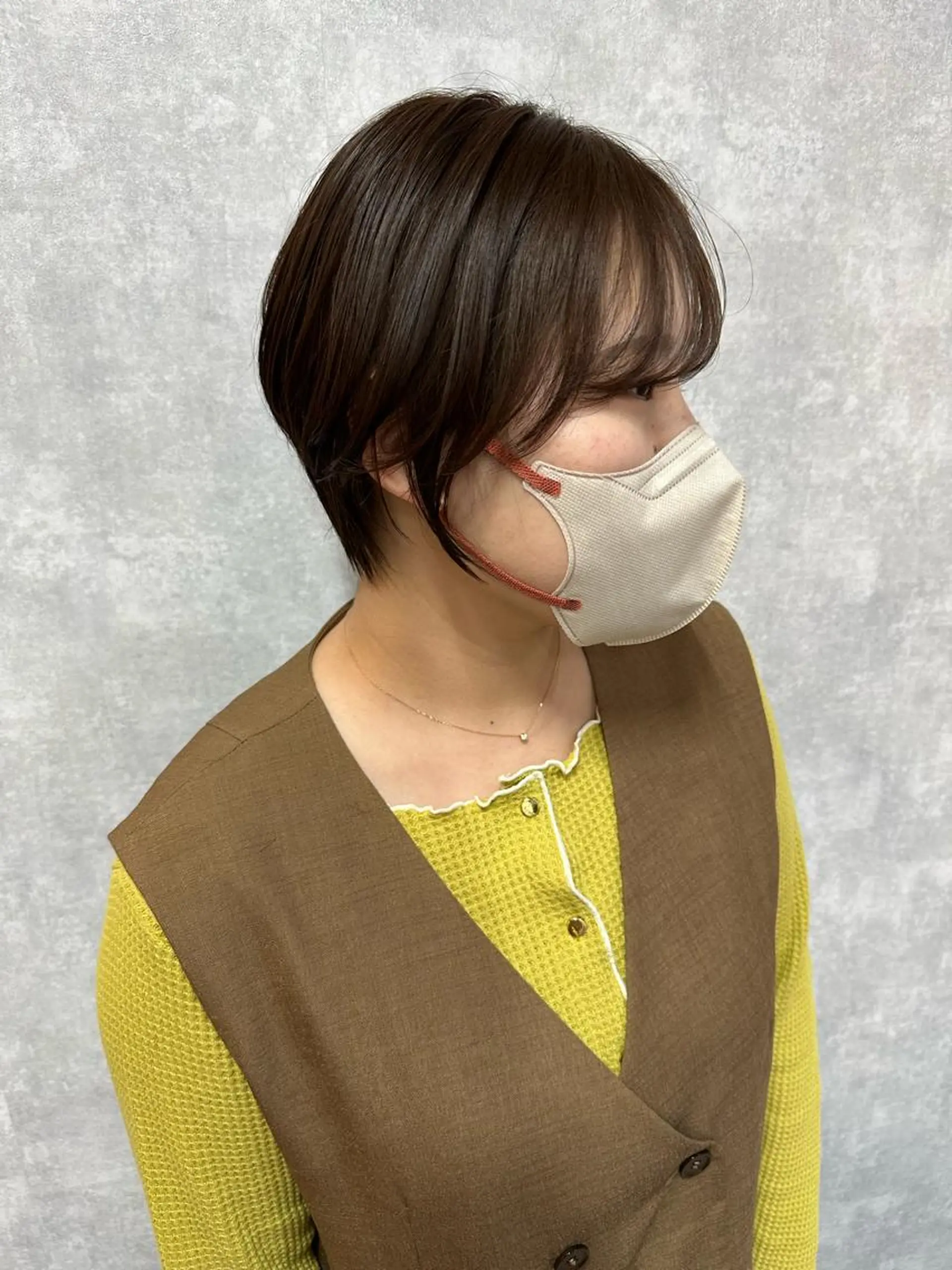 ショート 切りっぱなしボブ ショートボブ ハンサムショート 丸みショート アッシュ モテ髪/ボブ/ショー ト/アダチフウトのヘアスタイル