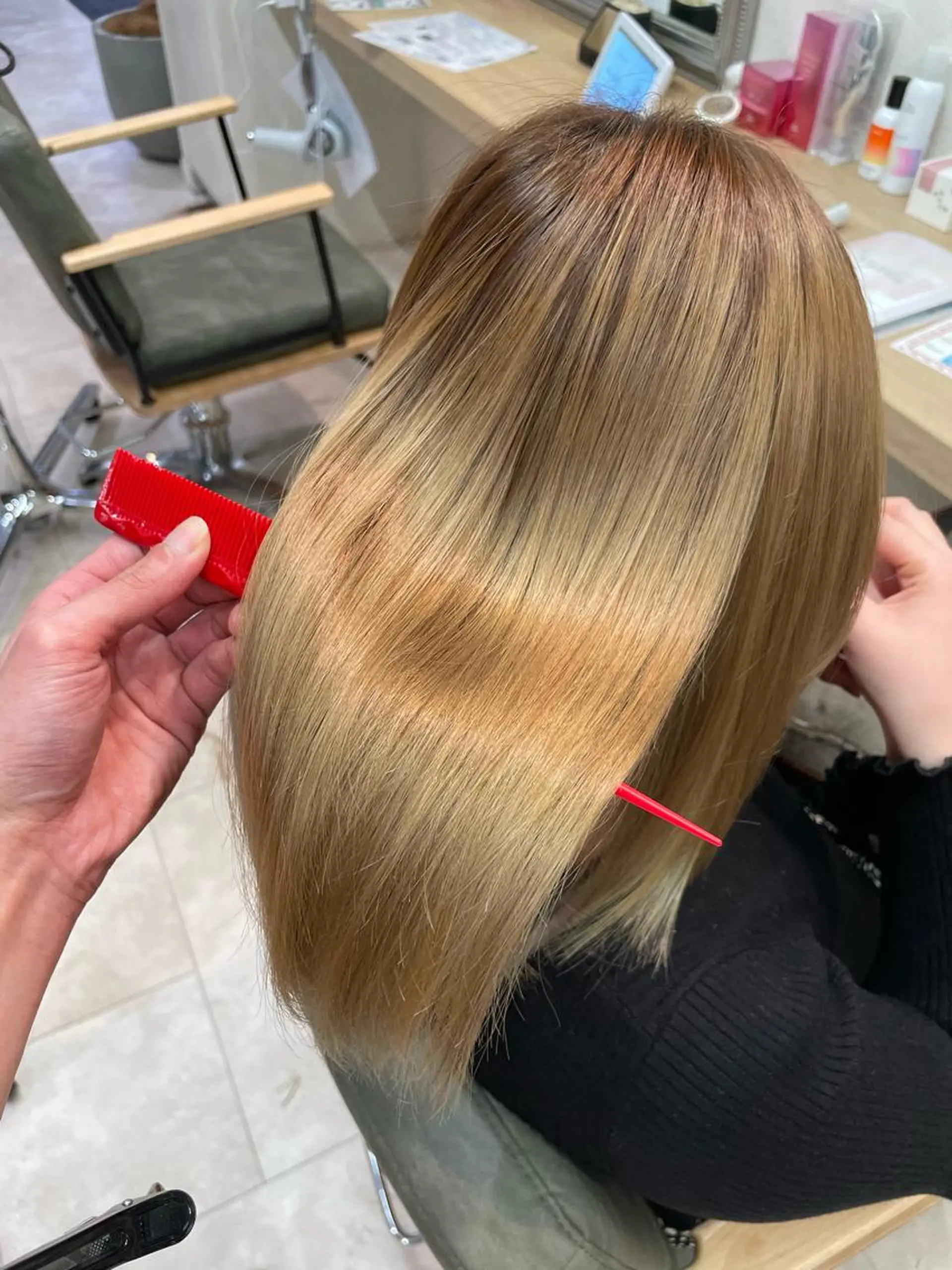 セミロング ✨酸性ストレート✨ 南川だいさくのヘアスタイル