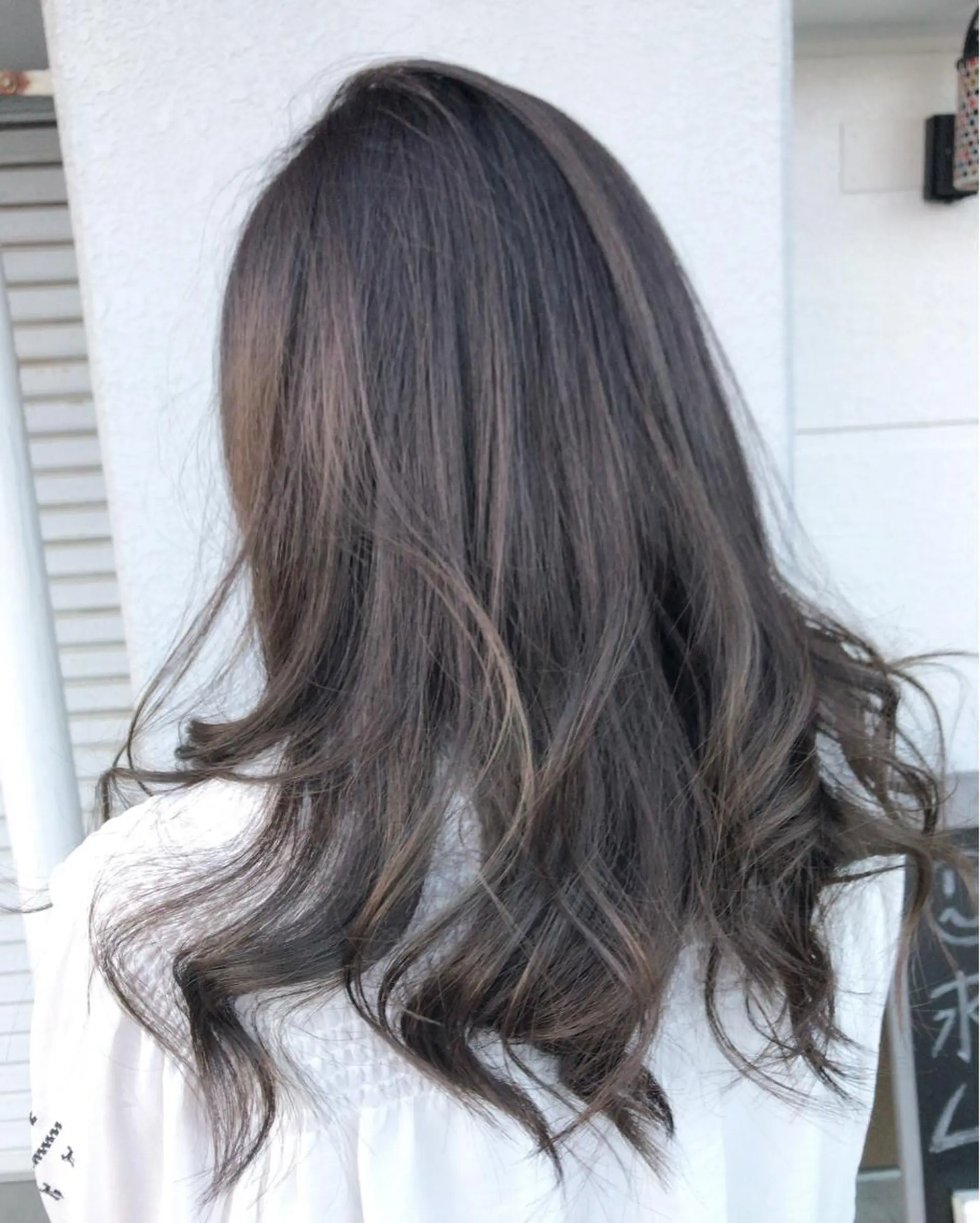 ミディアム カラー レイヤーカット匠 イソザキノリユキのヘアスタイル