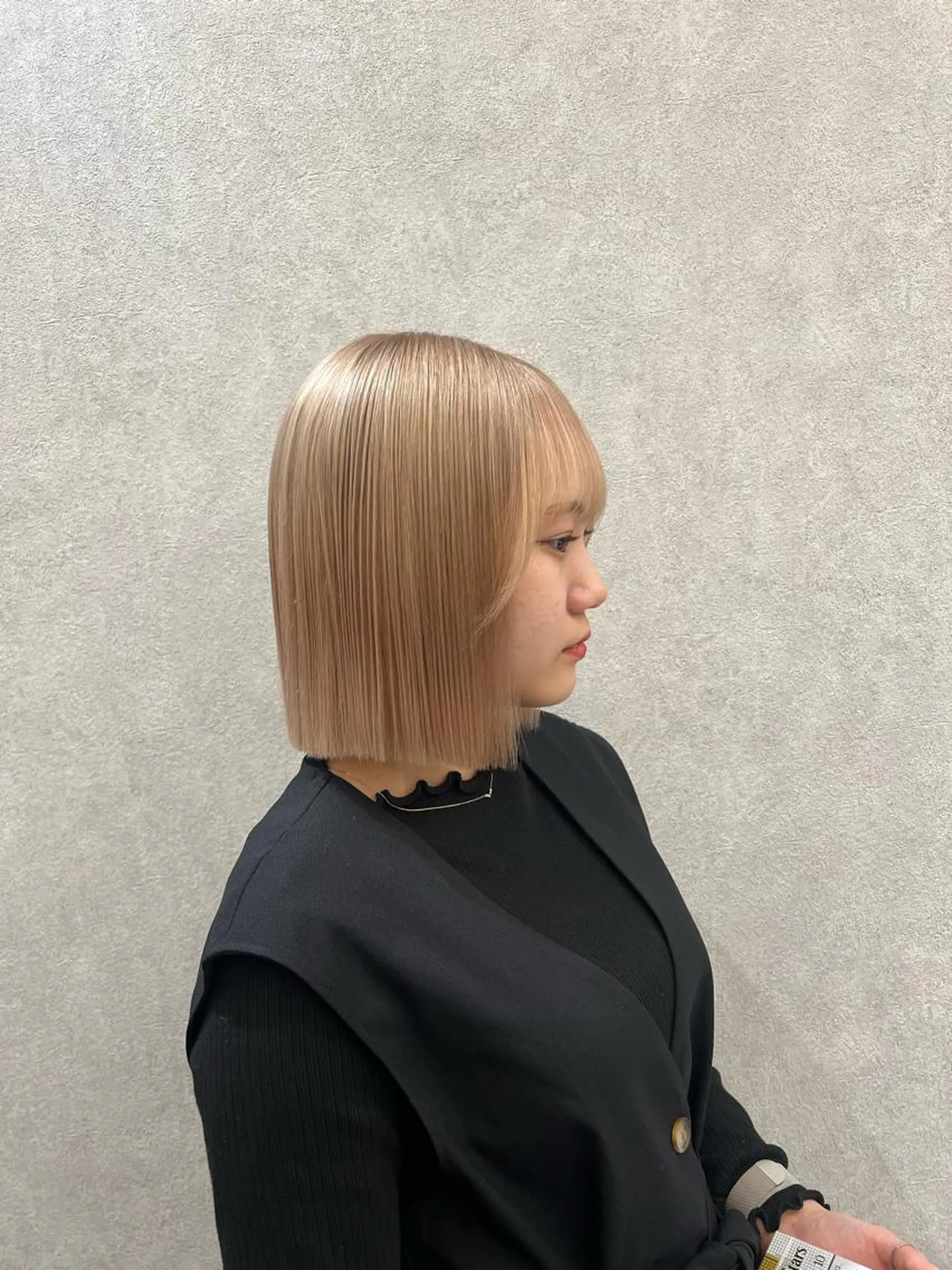 ミディアム カラー ヘアアレンジ ARIA💎縮毛矯正 ブリーチ💎複雑履歴のヘアスタイル