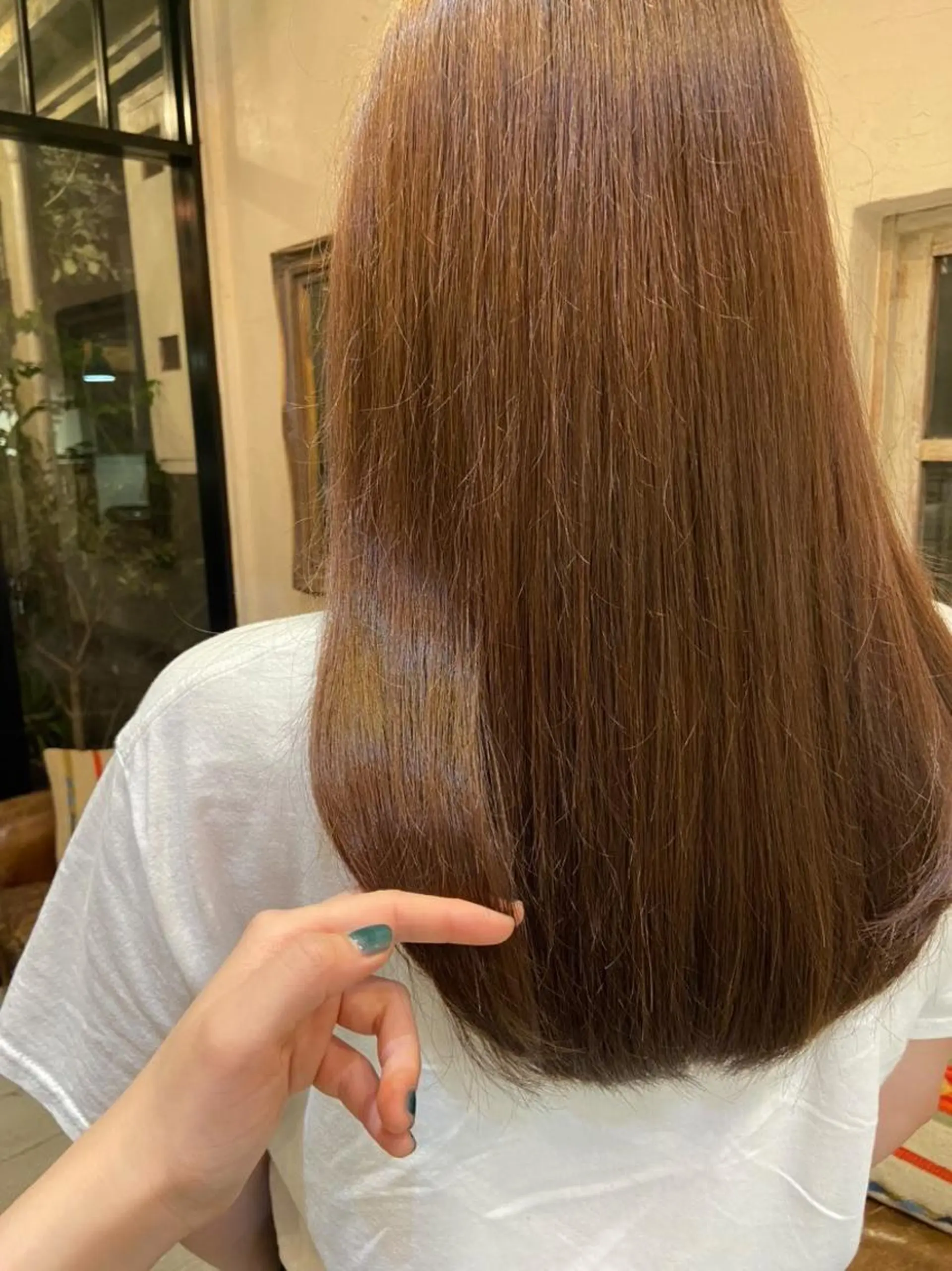 カラー momoka 💛ショートカットのヘアスタイル