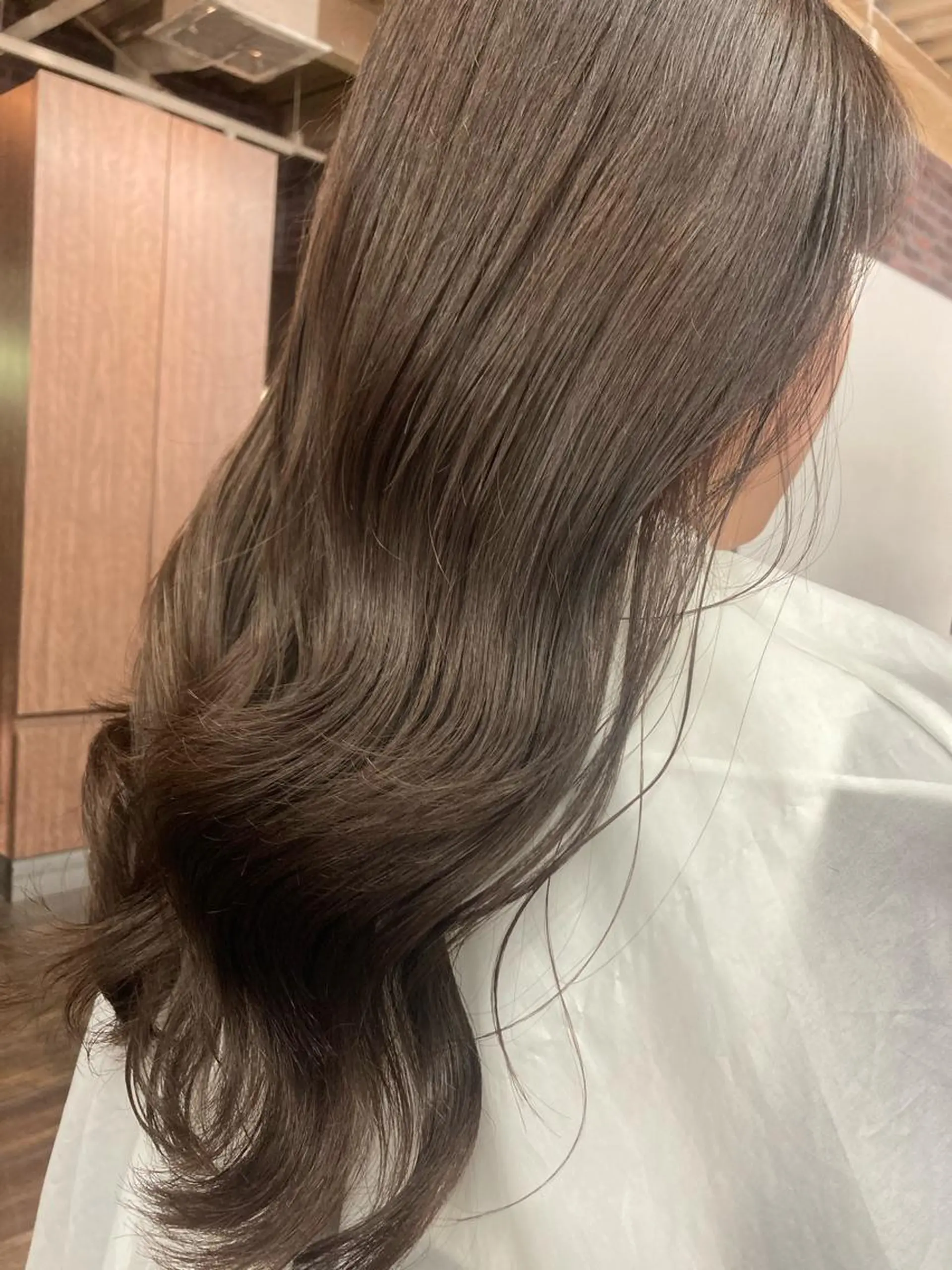 ロング カラー ベージュカラー ブリーチ ヘアカラー トリートメント 【ショートボブ🤎】 YU-KAのヘアスタイル