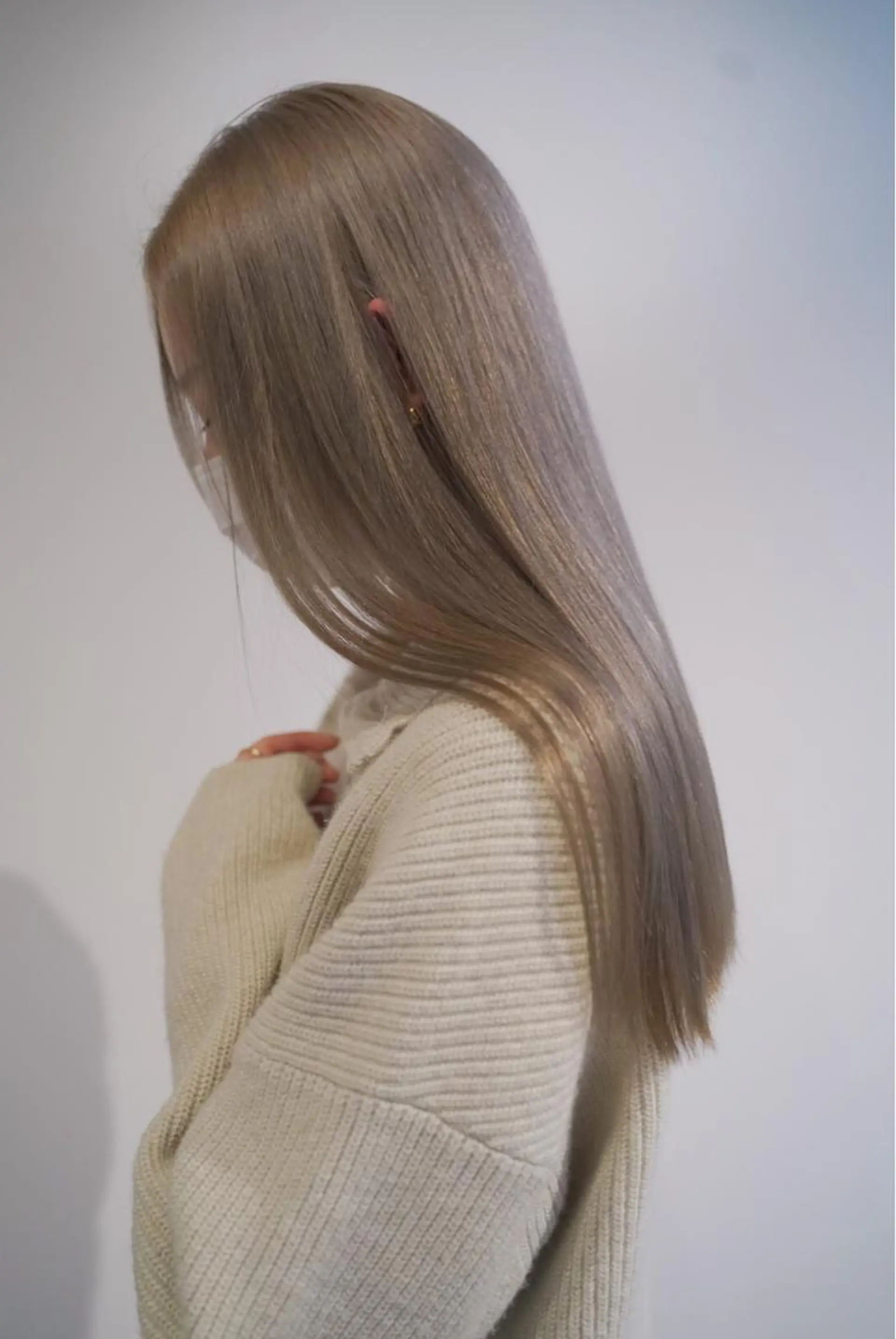 ロング 清水 亮太／赤み消しカラーのヘアスタイル