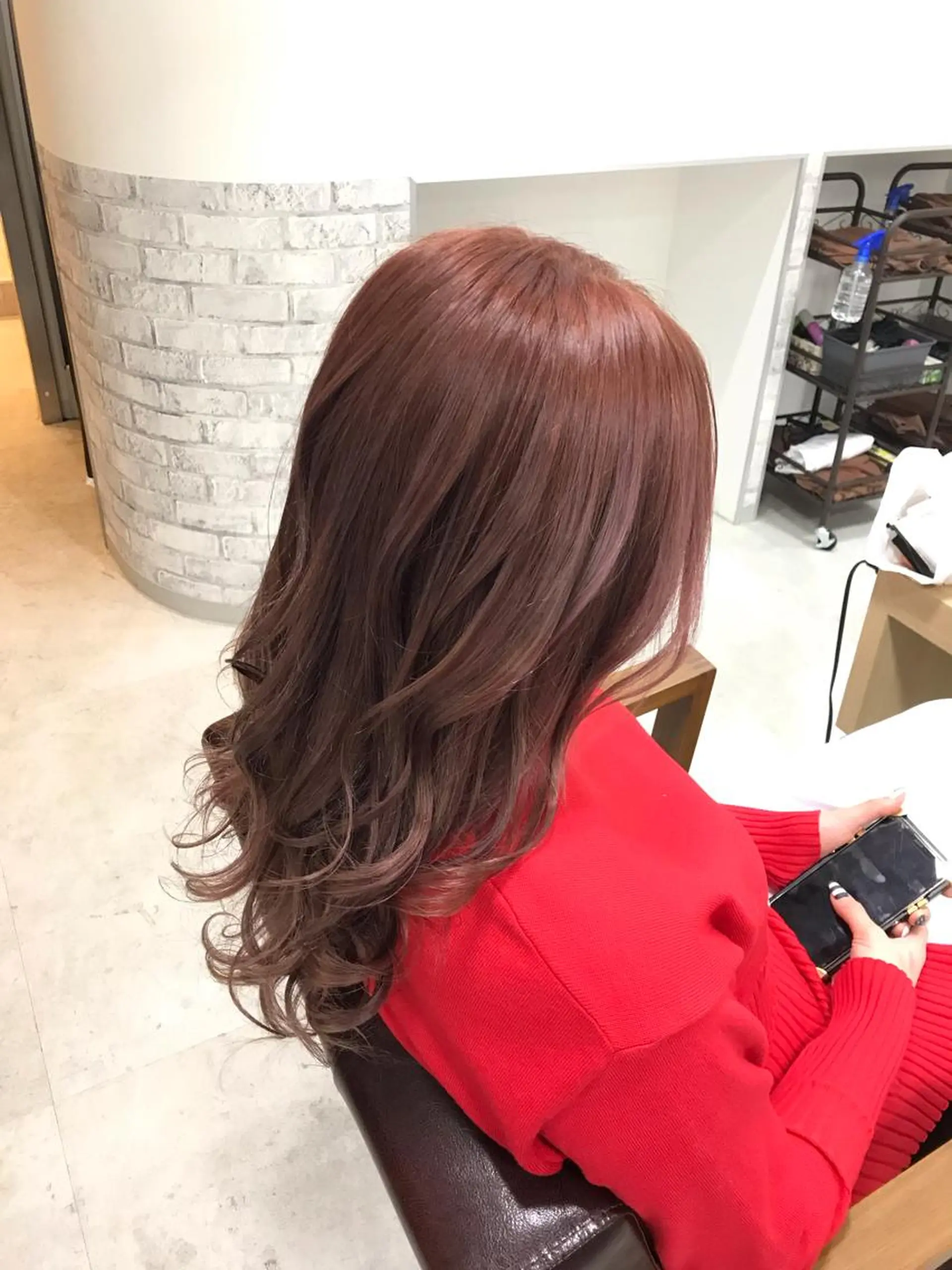 セミロング カラー 黒髪 ブリーチ ハイライトカラー ピンクカラー ハイライト ヘアカラー トリートメント マンツーマン/透明感 foi hairのヘアスタイル