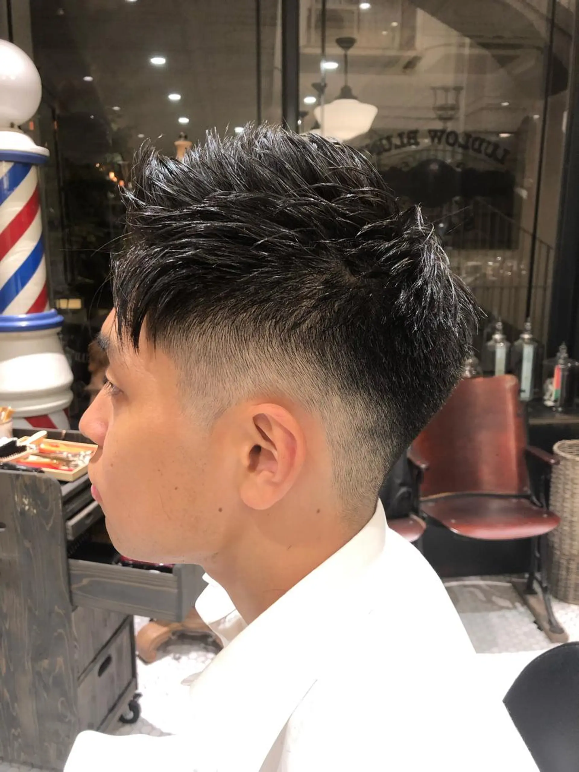 ショート メンズ 山﨑 愛也のヘアスタイル