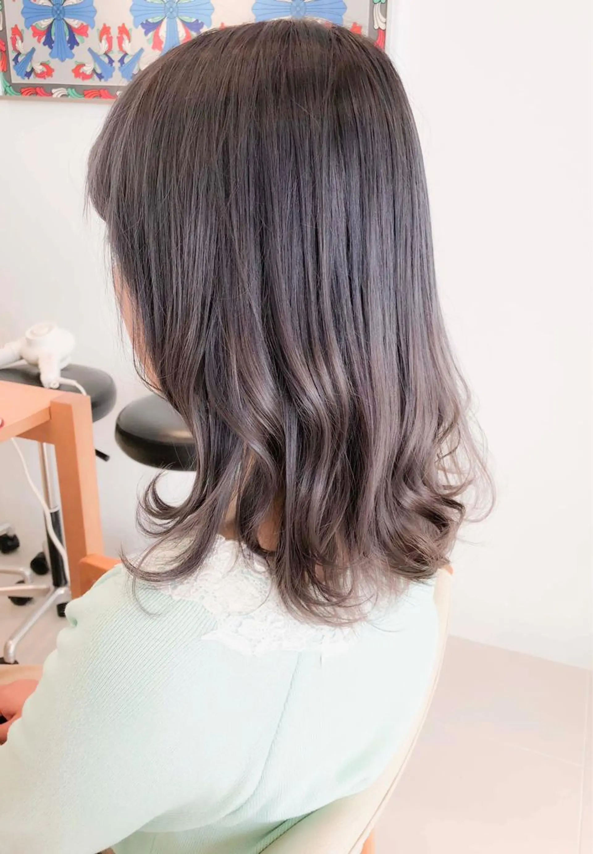 セミロング カラー グレージュ Days 透明感カラーのヘアスタイル