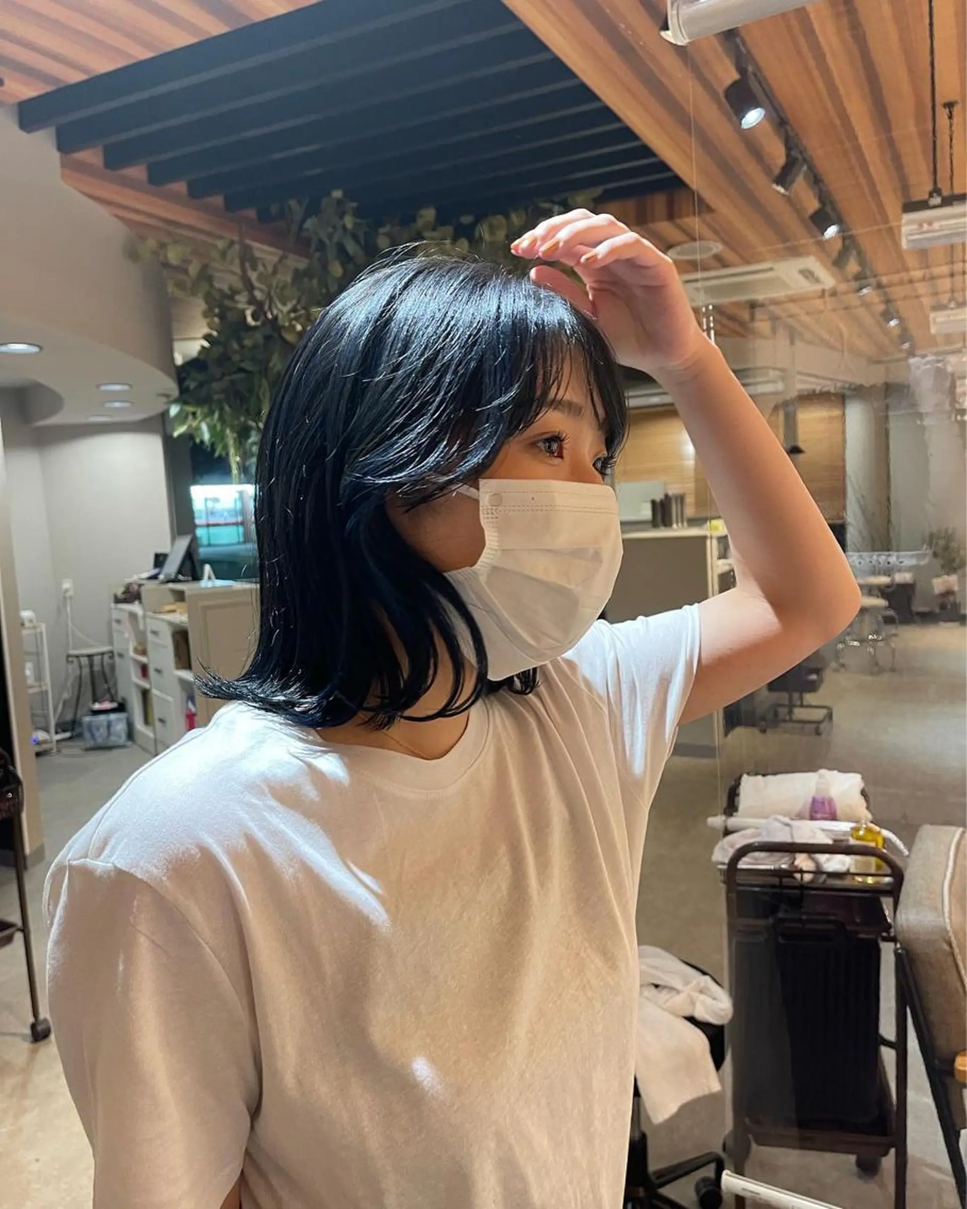 ミディアム 市村 香多のヘアスタイル