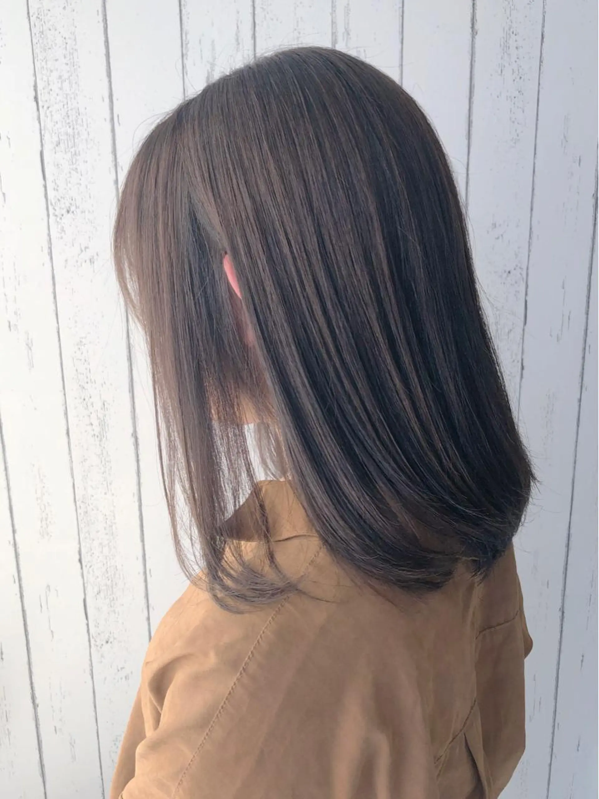 セミロング カラー 【ニュアンスカラー・ 髪質改善】スズキカナのヘアスタイル