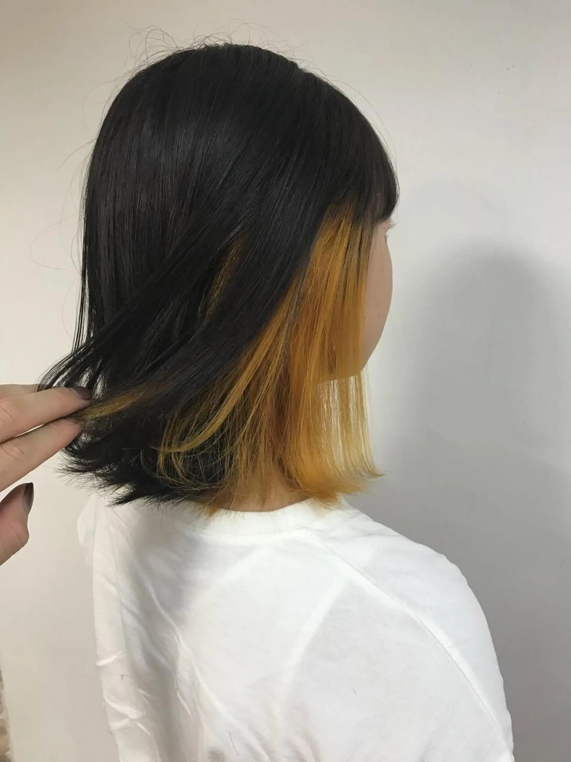 ショート カラー インナーカラー オレンジ 柾本 寛貴のヘアスタイル