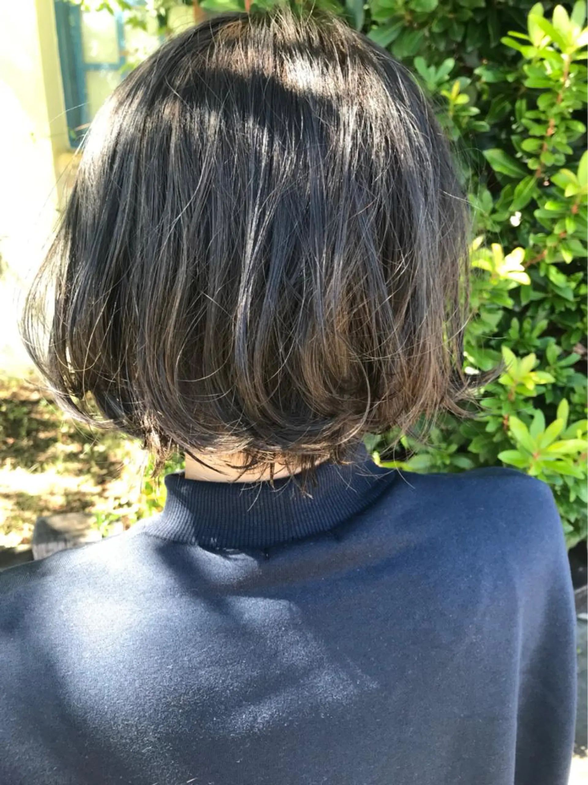 カラー 柴田 日菜子のヘアスタイル