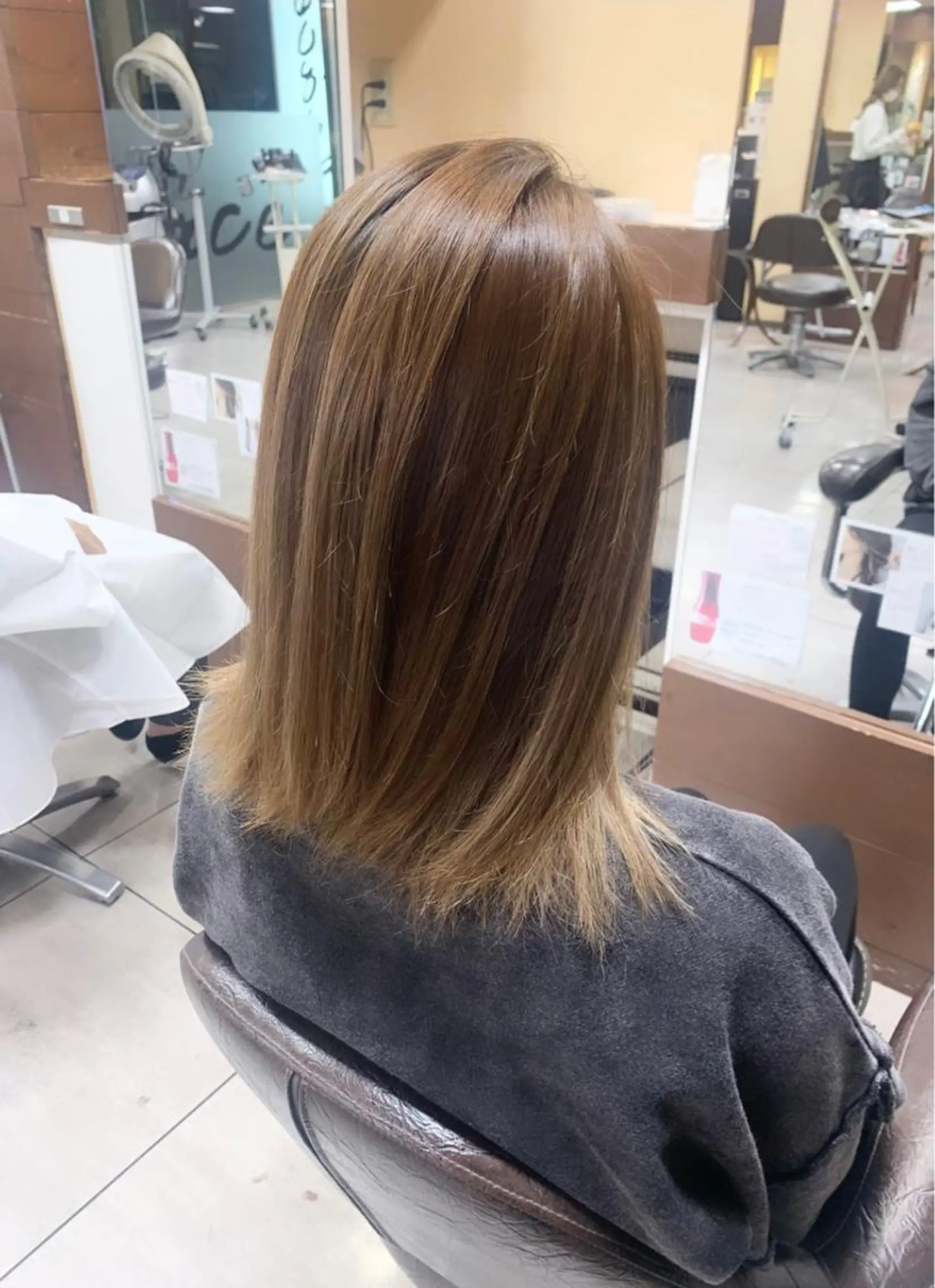 ミディアム ハイライト 🫧艶髪カラー🫧 森本くるみのヘアスタイル