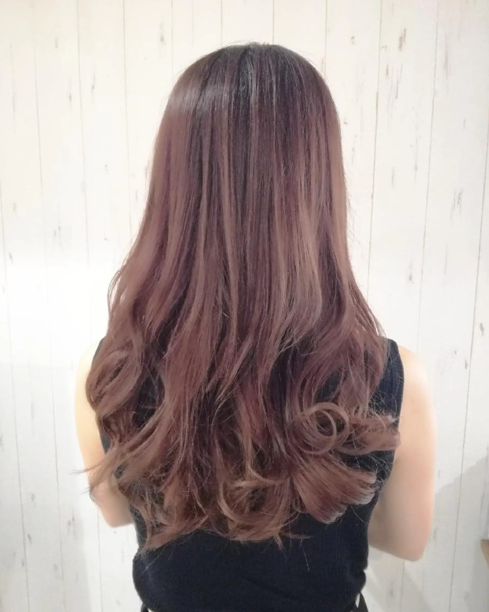 ロング カラー ピンクカラー バイオレットカラー 西川 敏夫のヘアスタイル