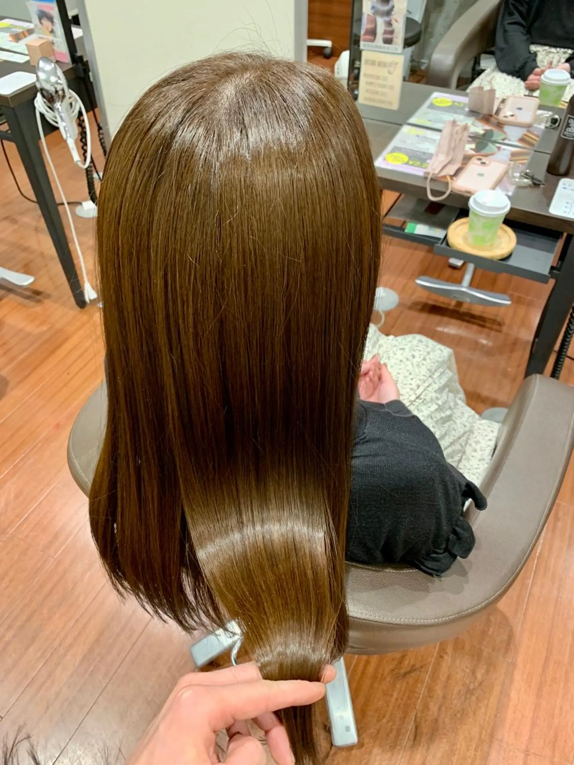 セミロング release ✨金井栄花のヘアスタイル