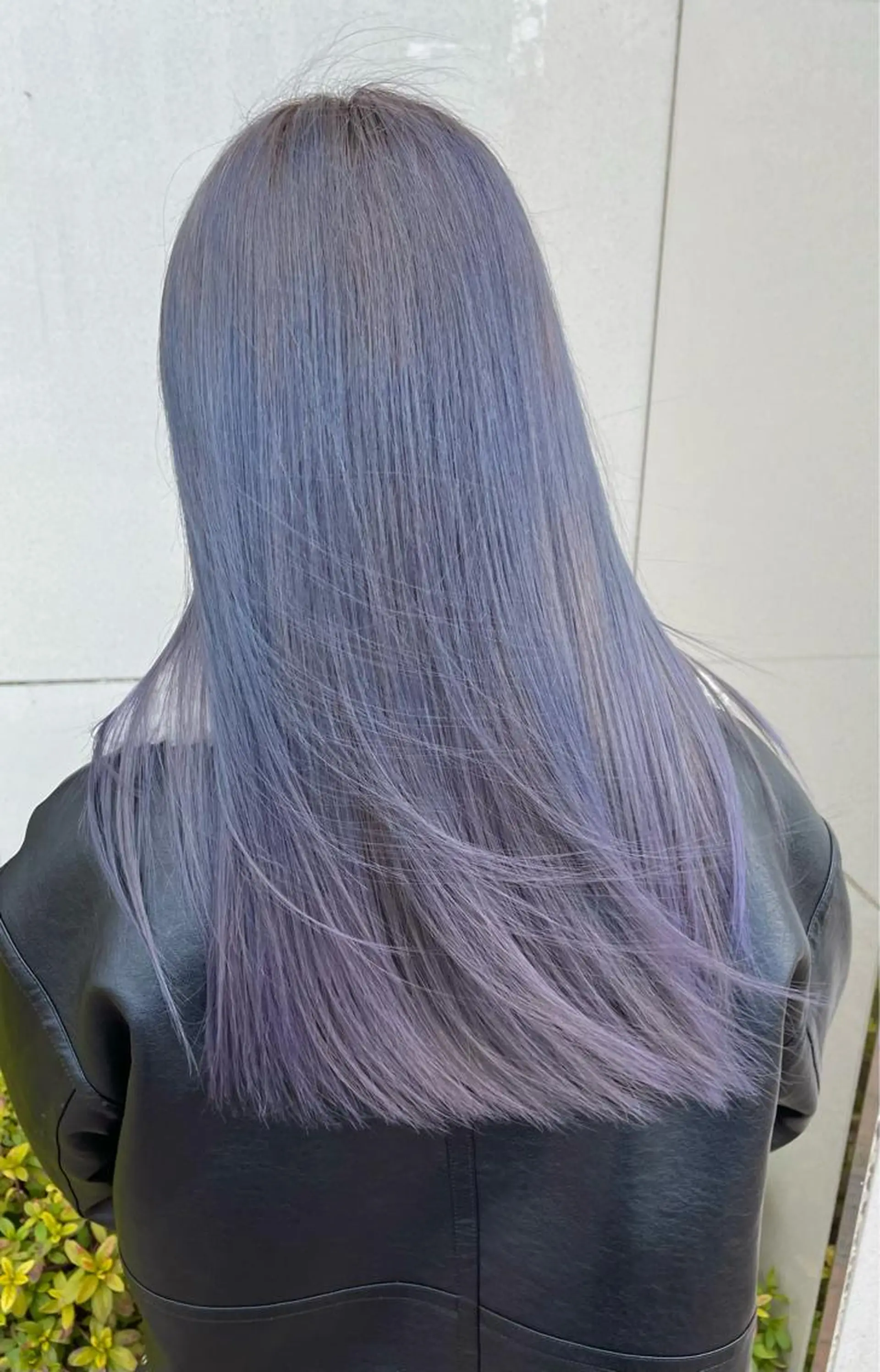 ロング カラー ベージュカラー ブリーチ ブルーカラー ダブルカラー ラベンダーカラー ヘアカラー トリートメント Hiro ヒロのヘアスタイル