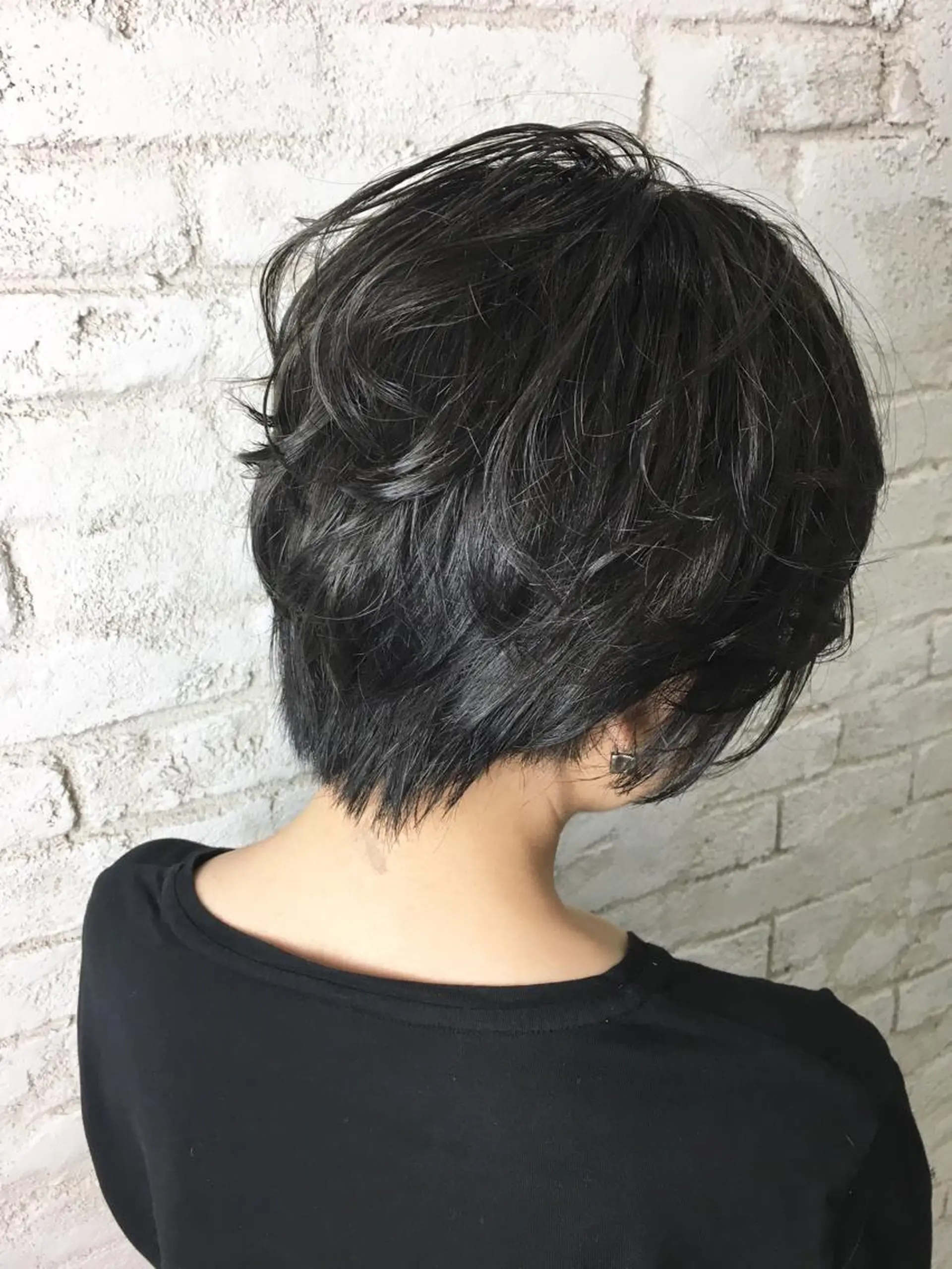 ショート カラー アッシュ boutique misakiのヘアスタイル