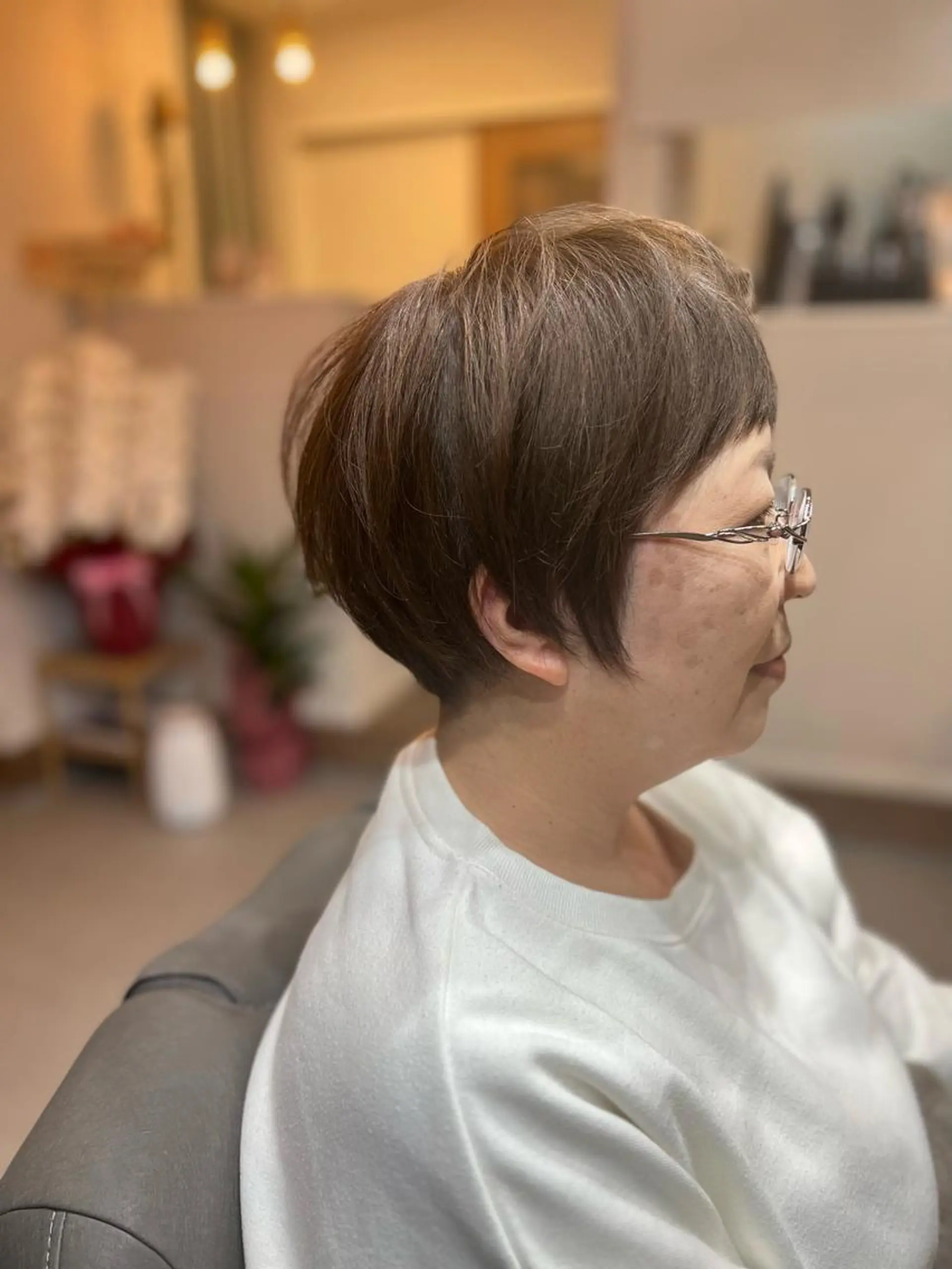 ショート カラー カット ヘアカラー トリートメント フェムフィット導入 個室空間✨佐藤華成のヘアスタイル