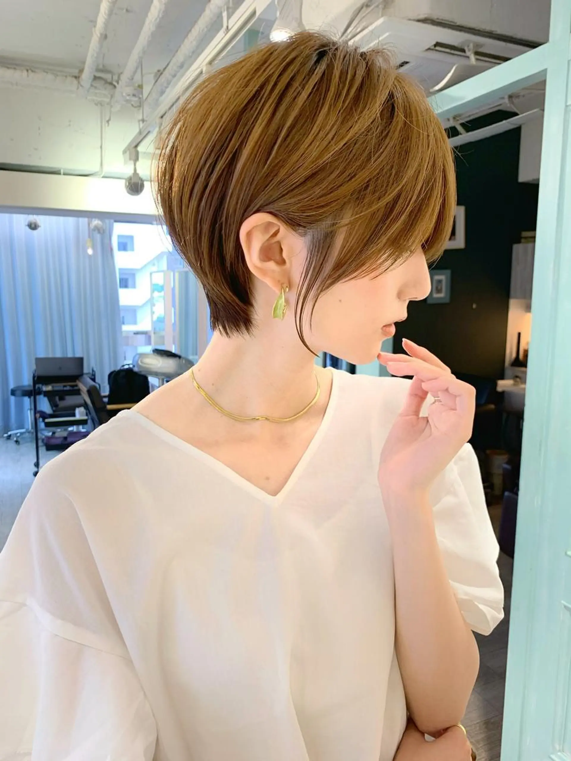 ショート ハンサムショート くせ毛 ハイライト 韓国風ヘア ショートヘア Lond enikaのヘアスタイル