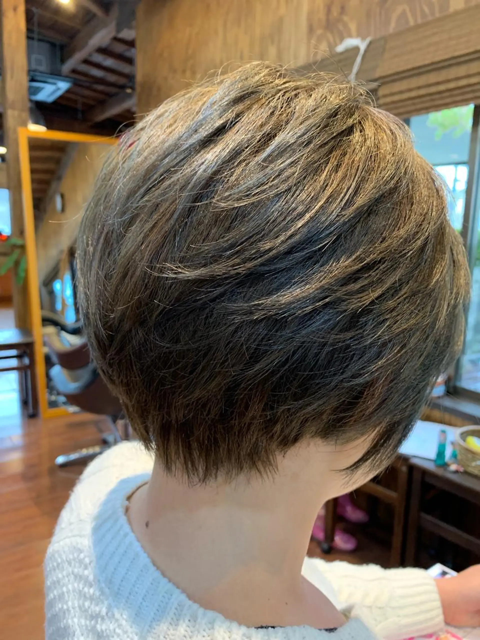 ショート カラー ＠kutsu tetsuoのヘアスタイル