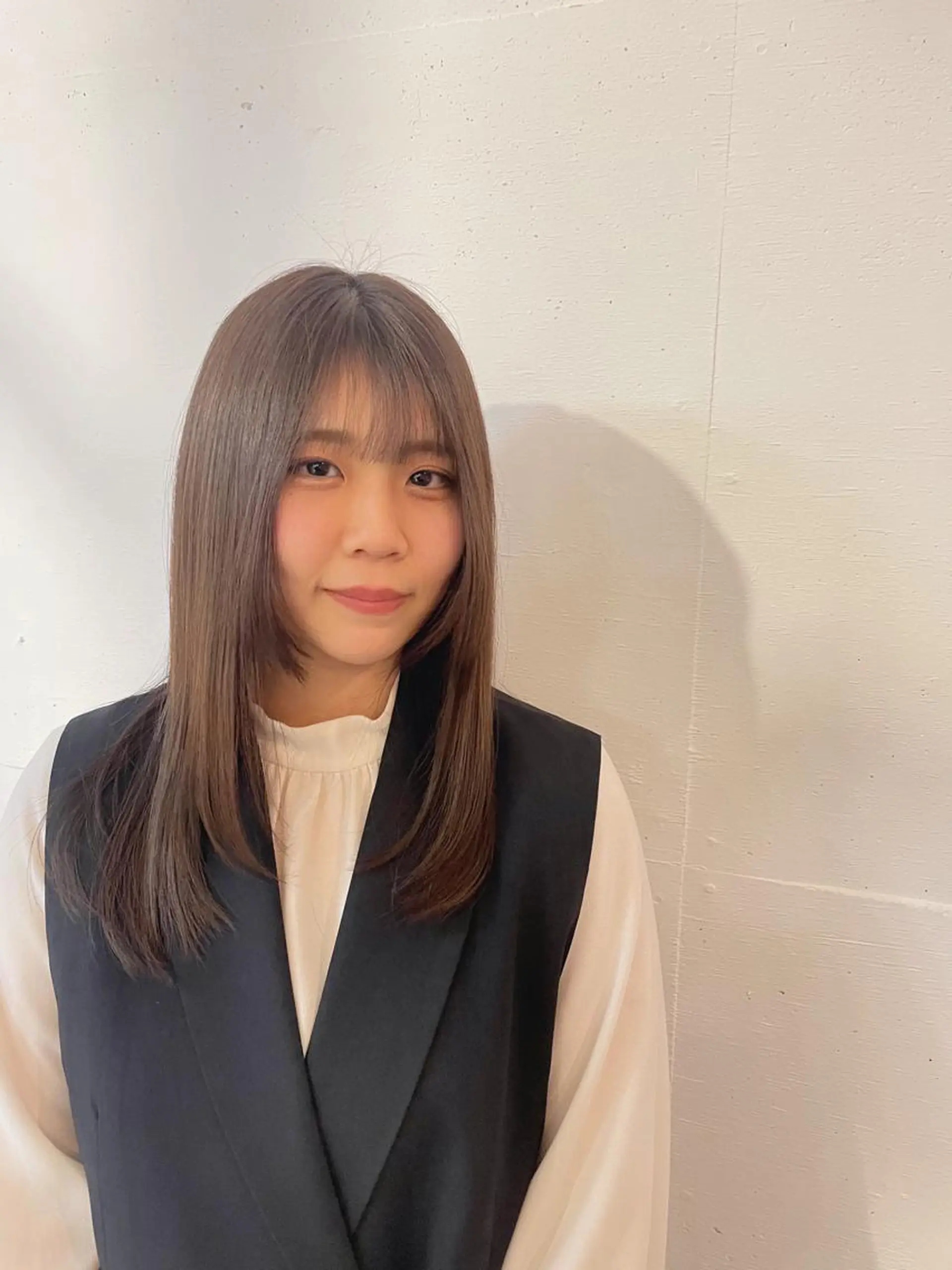 ロング カラー 似合わせカット 💛🤍U too e’s 鎌倉🧸のヘアスタイル