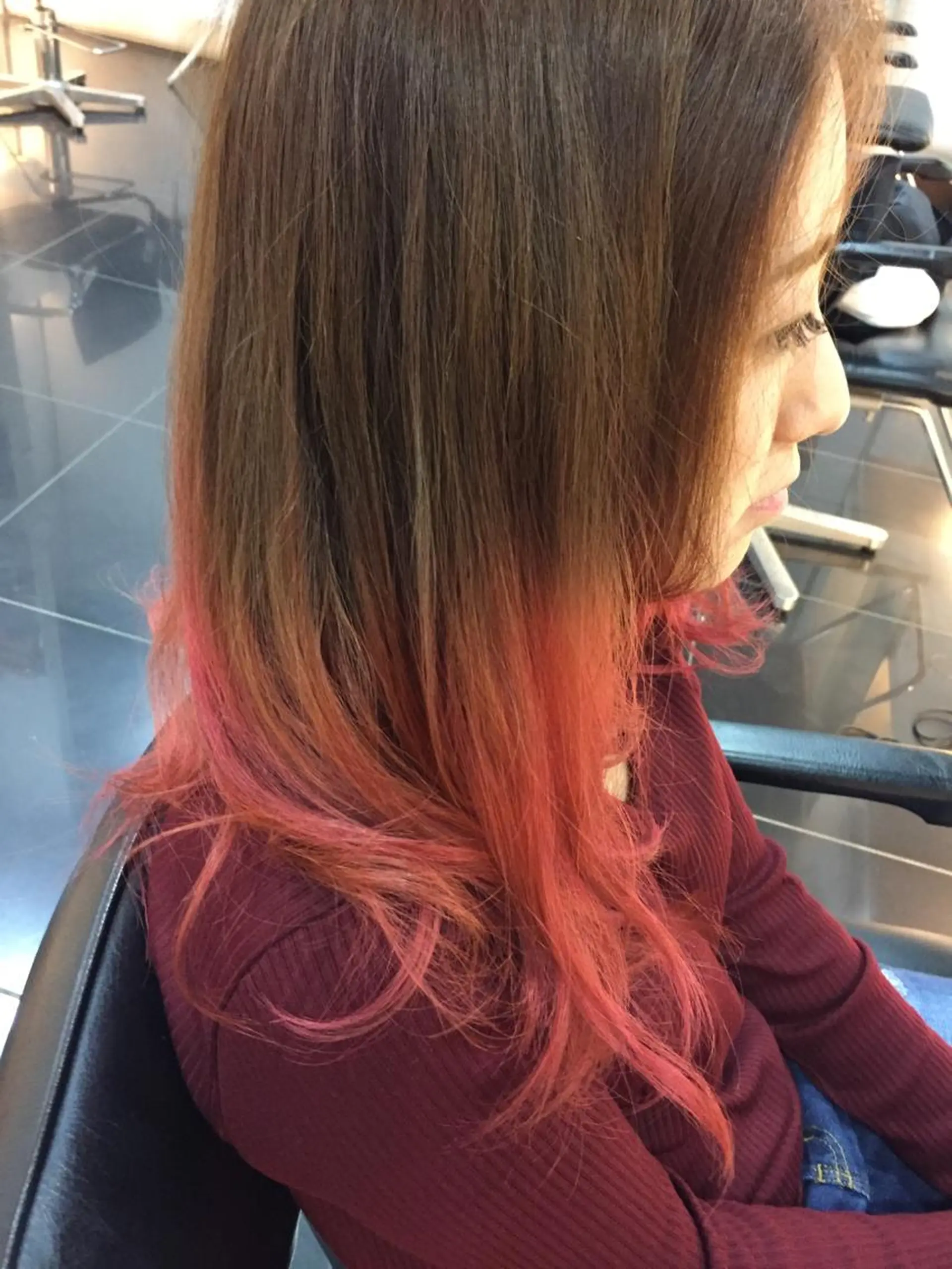 ロング カラー 関口 友行のヘアスタイル