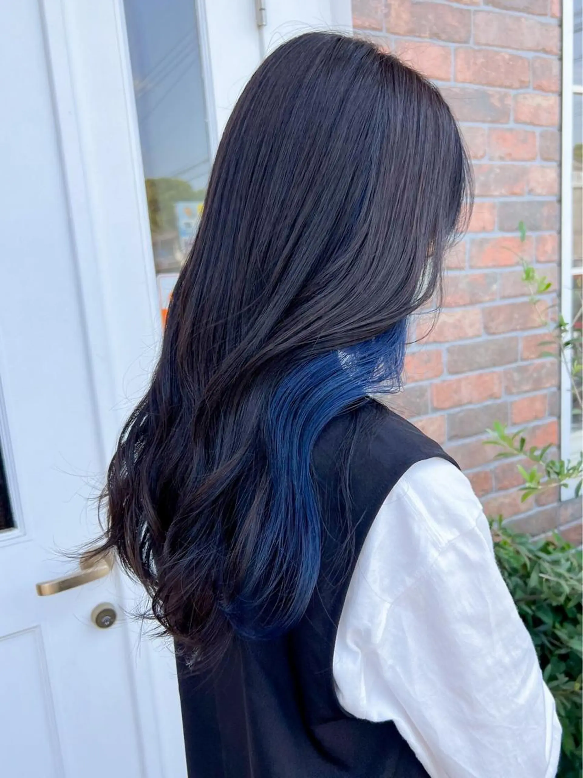 ロング カラー イヤリングカラー YURAGI🤍 SAEのヘアスタイル